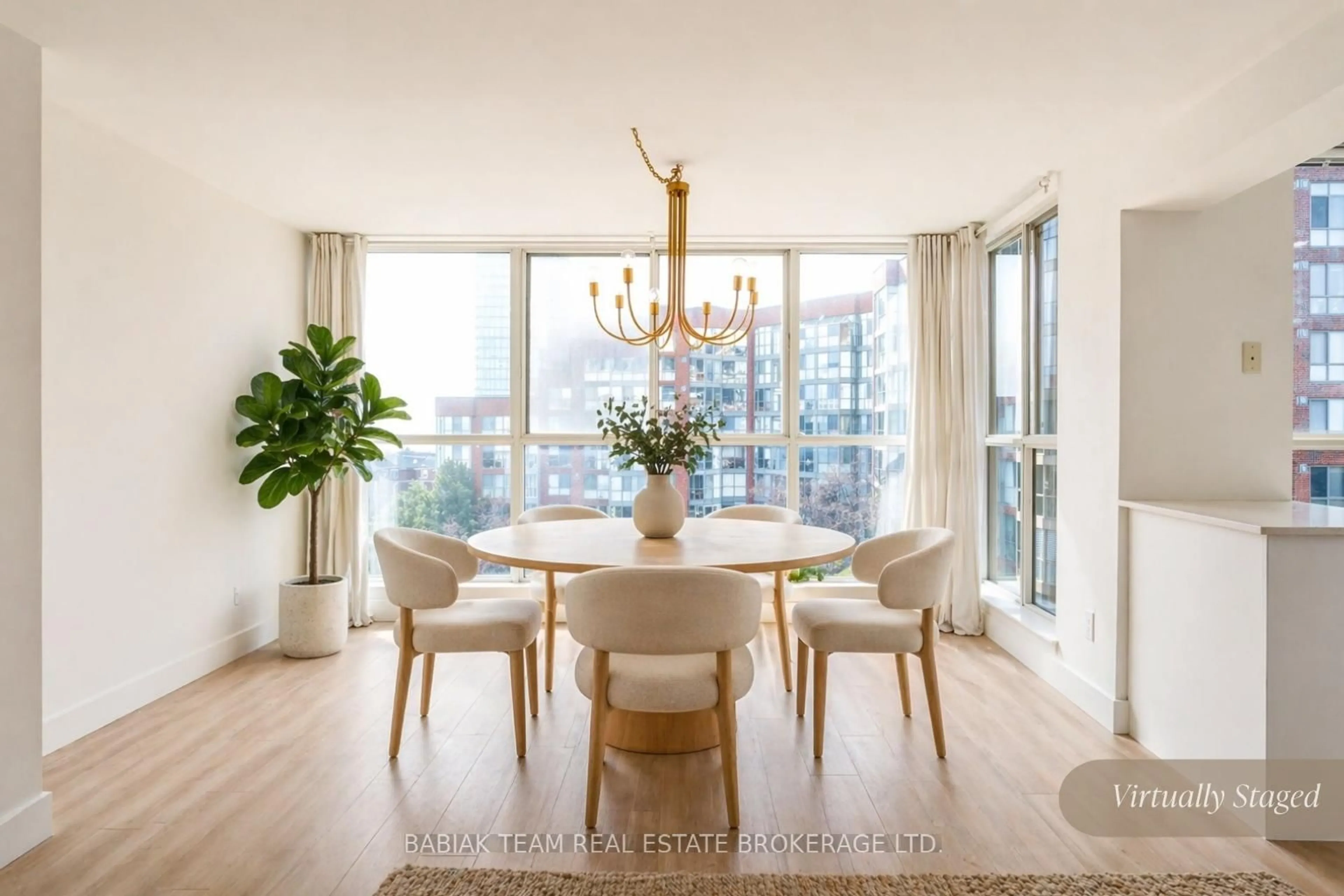 Dining room, wood/laminate floor for 24 Southport St #752, Toronto Ontario M6S 4Z1