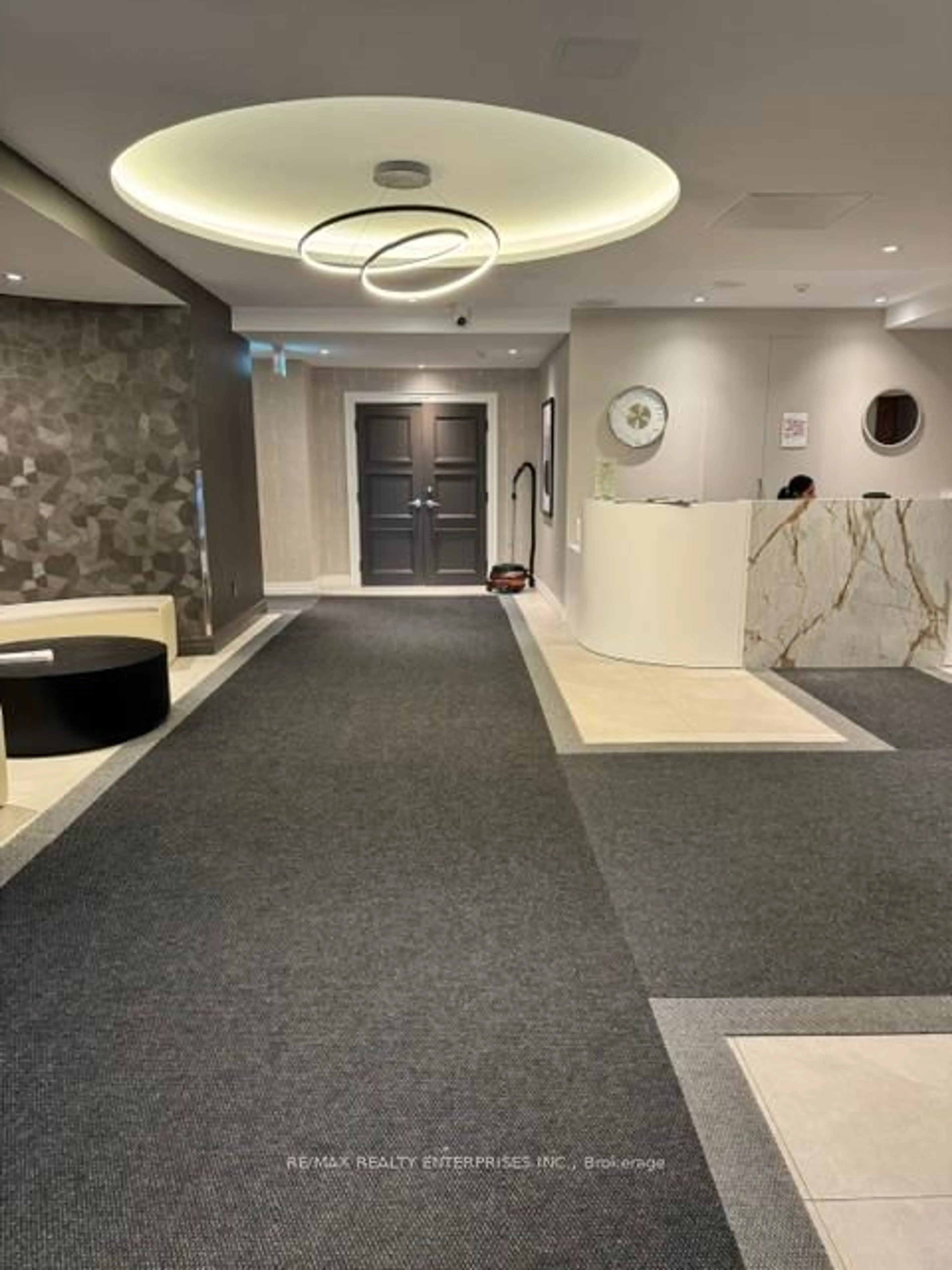 Lobby for 550 Webb Dr #1912, Mississauga Ontario L5B 3Y4