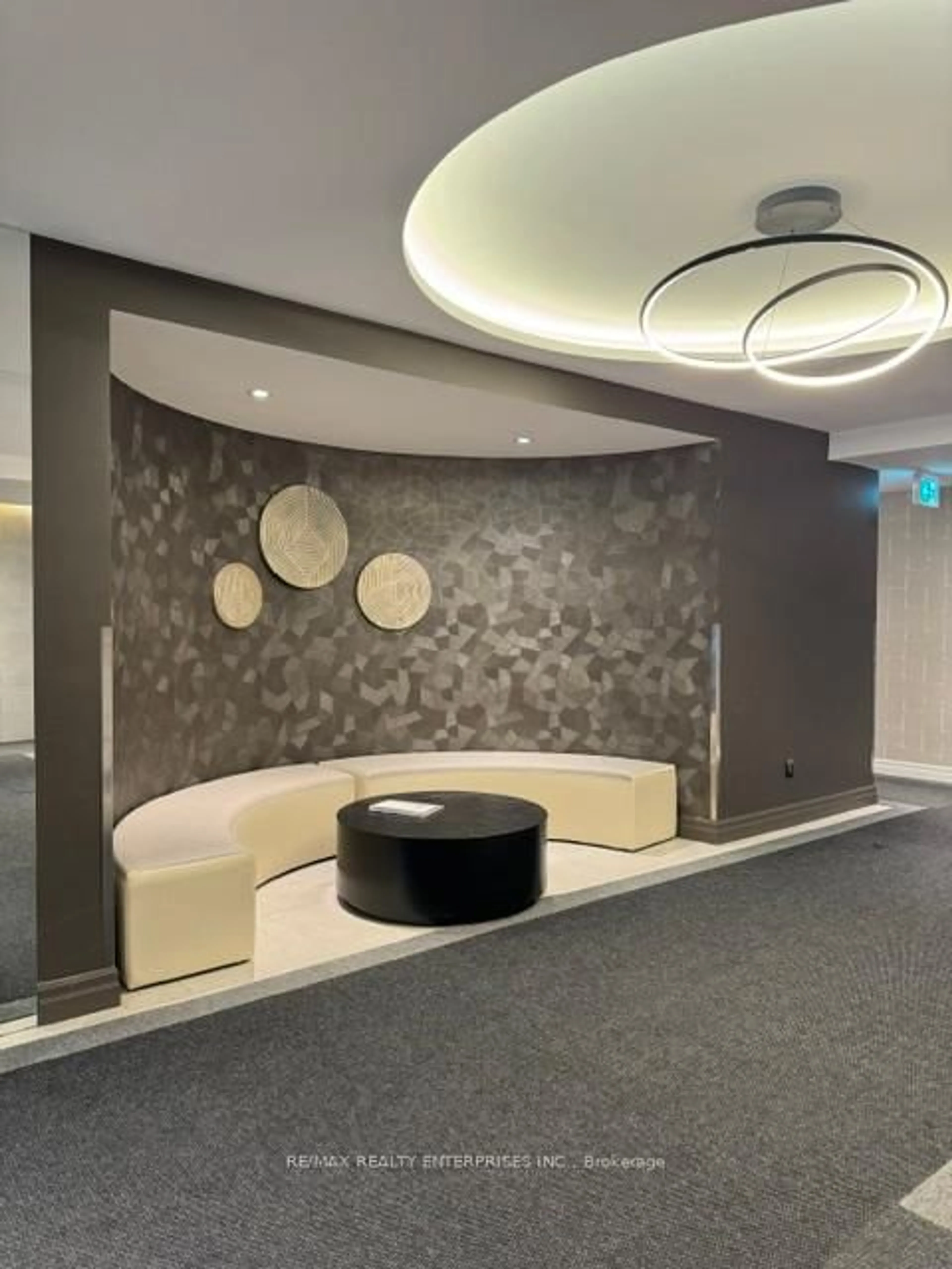 Lobby for 550 Webb Dr #1912, Mississauga Ontario L5B 3Y4