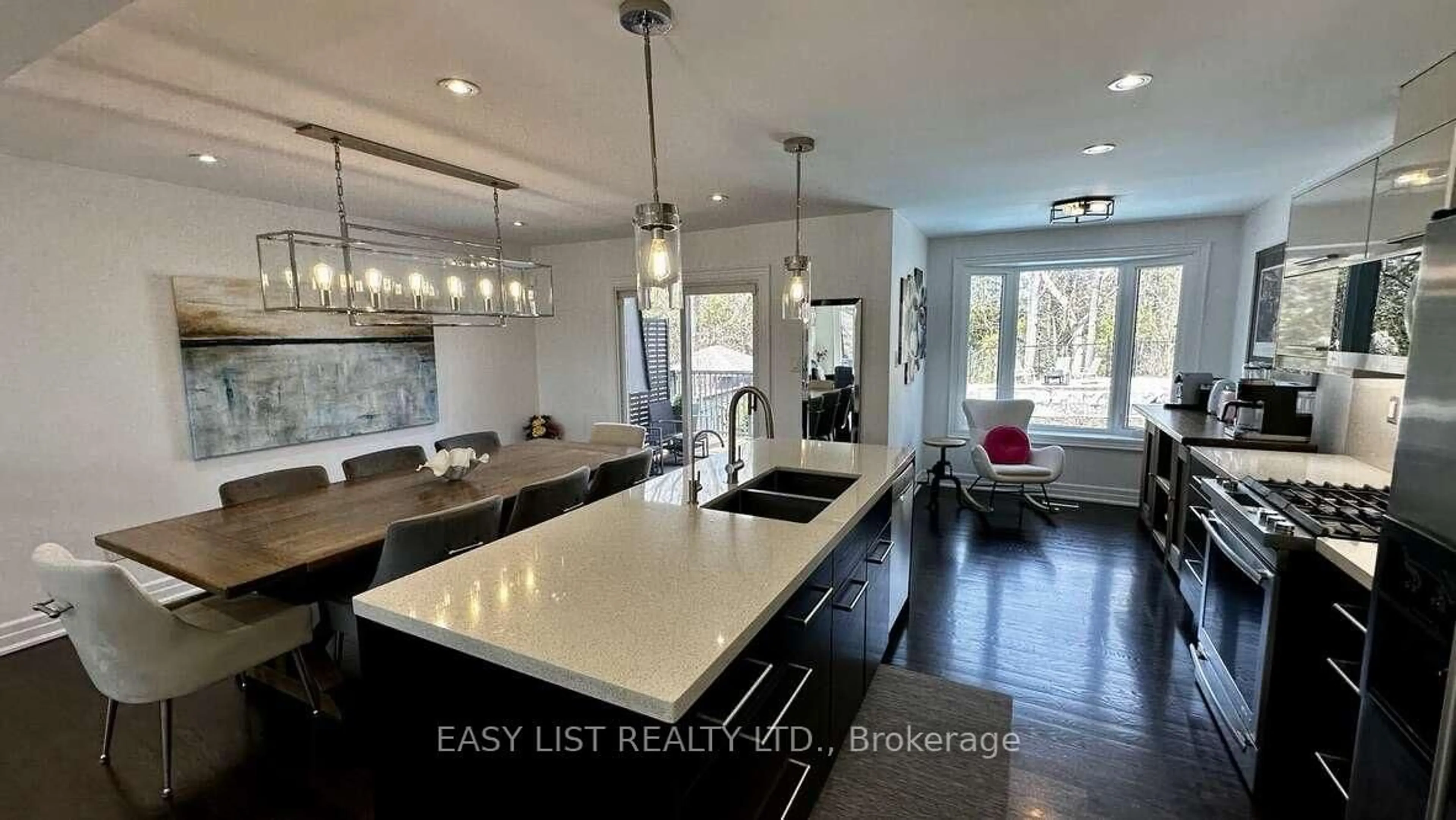 Open concept kitchen, ceramic/tile floor for 187 Hickman St, Caledon Ontario L7E 2P5
