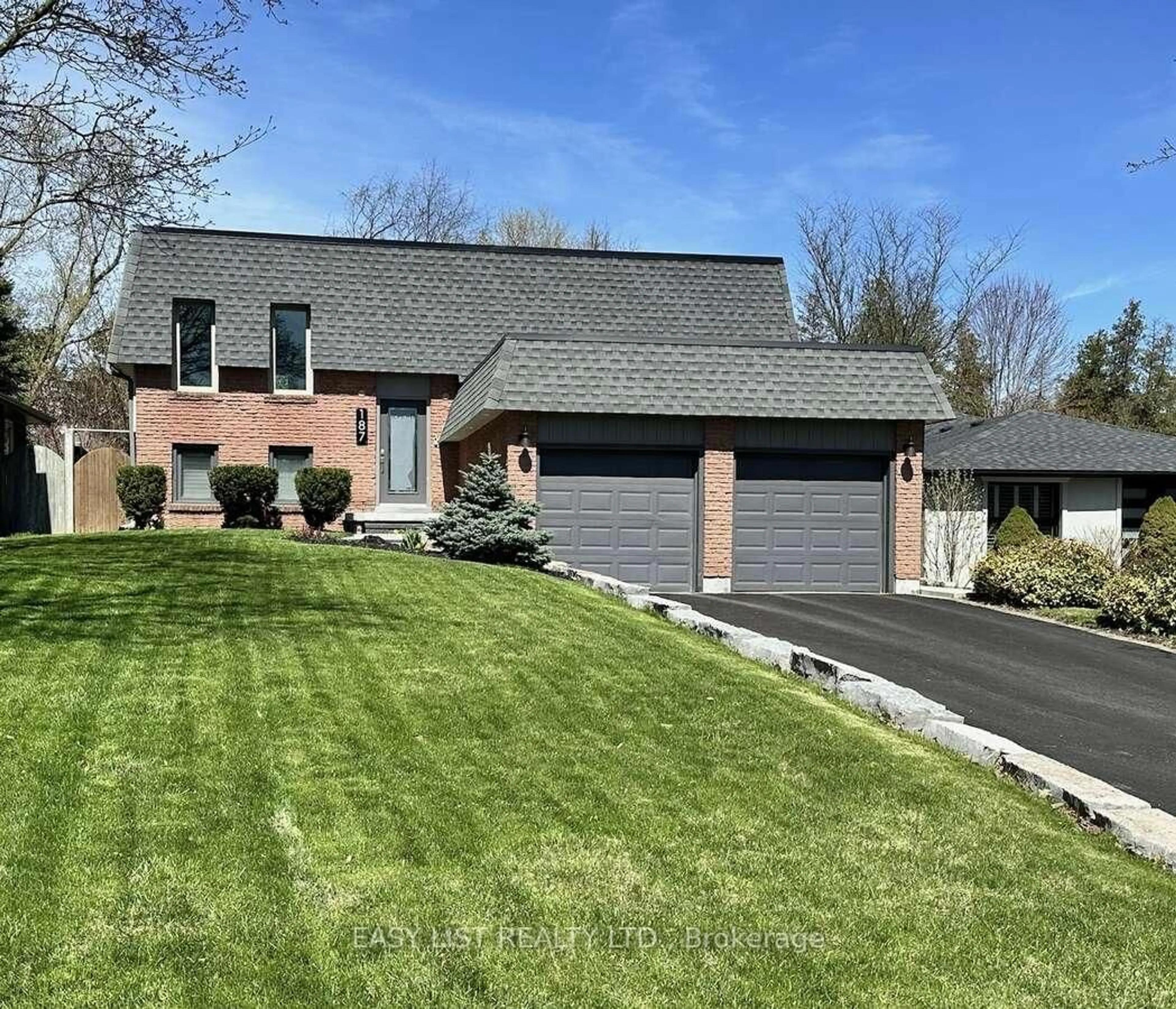 Home with brick exterior material, street for 187 Hickman St, Caledon Ontario L7E 2P5
