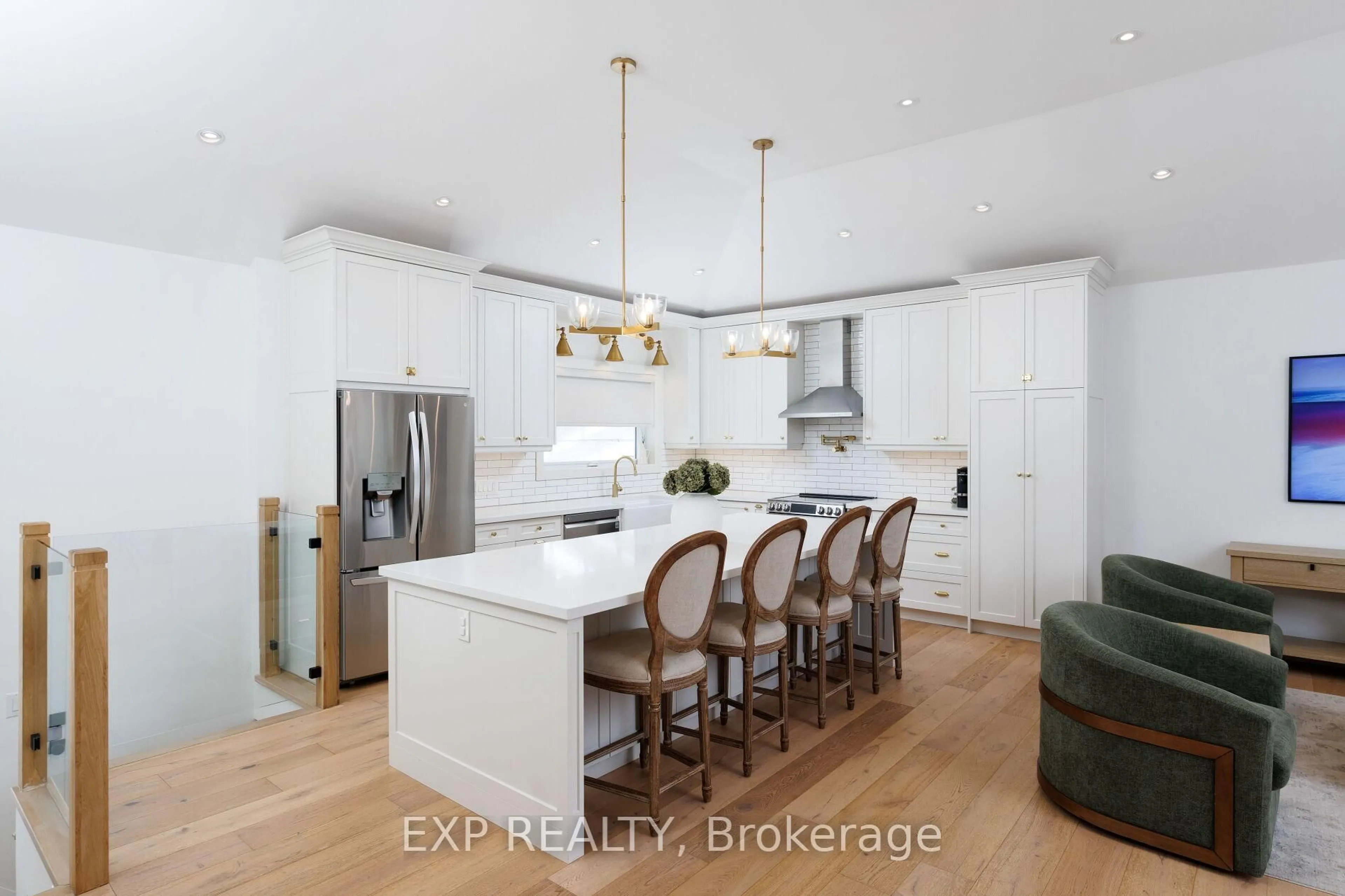 Open concept kitchen, wood/laminate floor for 1761 Coram Cres, Mississauga Ontario L4X 1L2