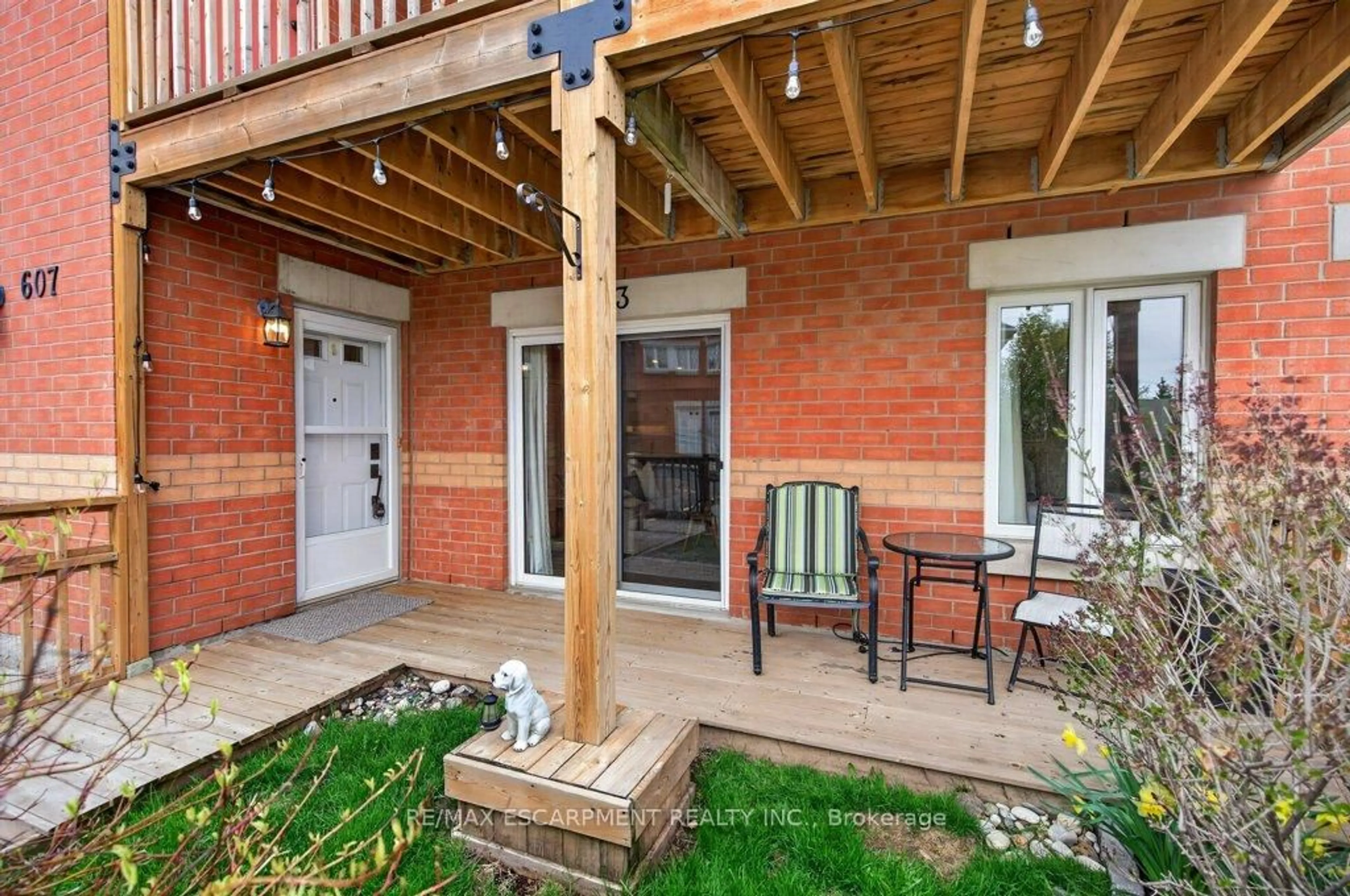 Patio, street for 4140 Foxwood Dr #603, Burlington Ontario L7M 4R4