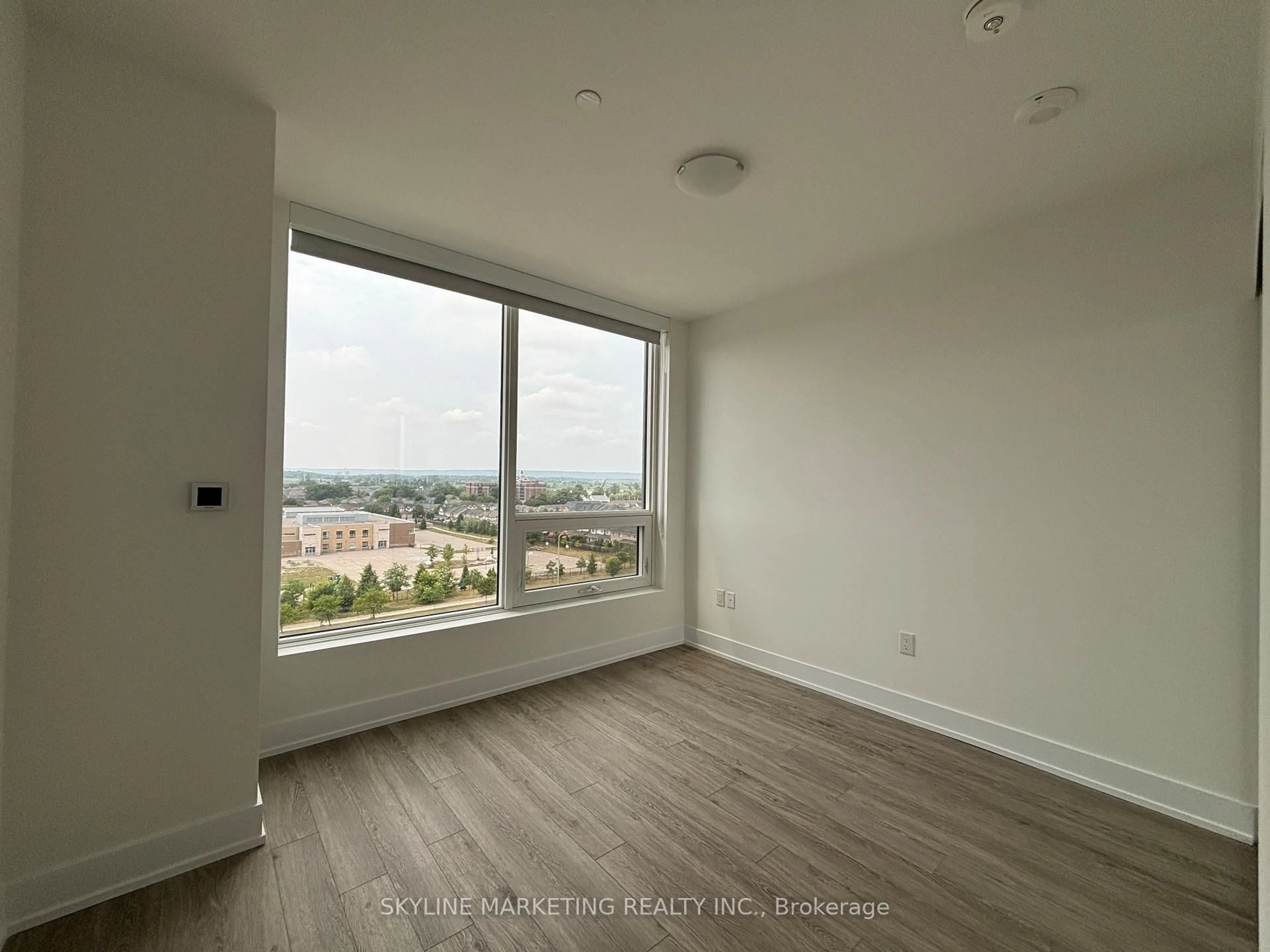 A pic of a room for 2450 Old Bronte Rd #631, Oakville Ontario L6M 4J2