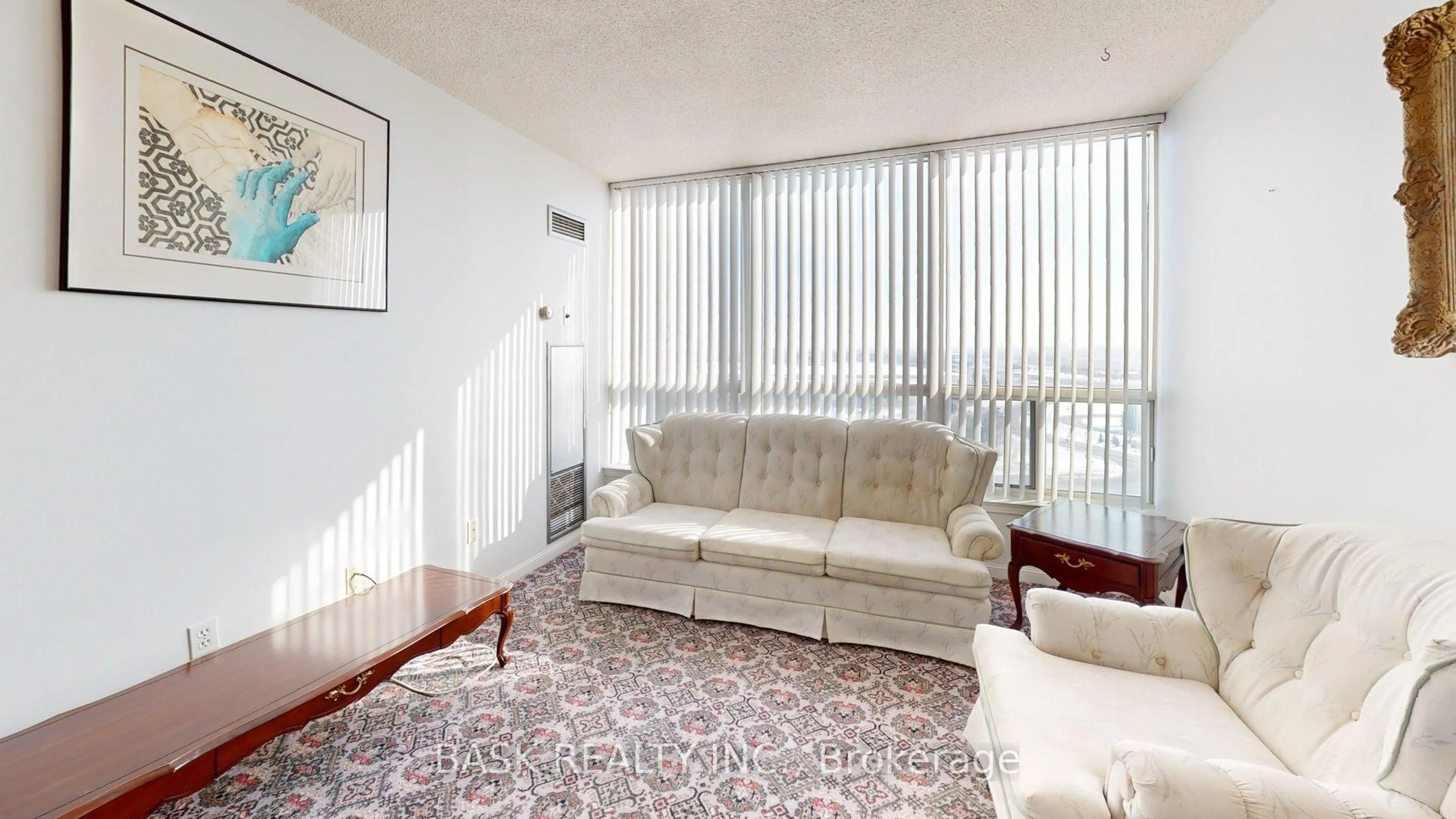 Living room with furniture, unknown for 12 Laurelcrest St #907, Brampton Ontario L6S 5Y4