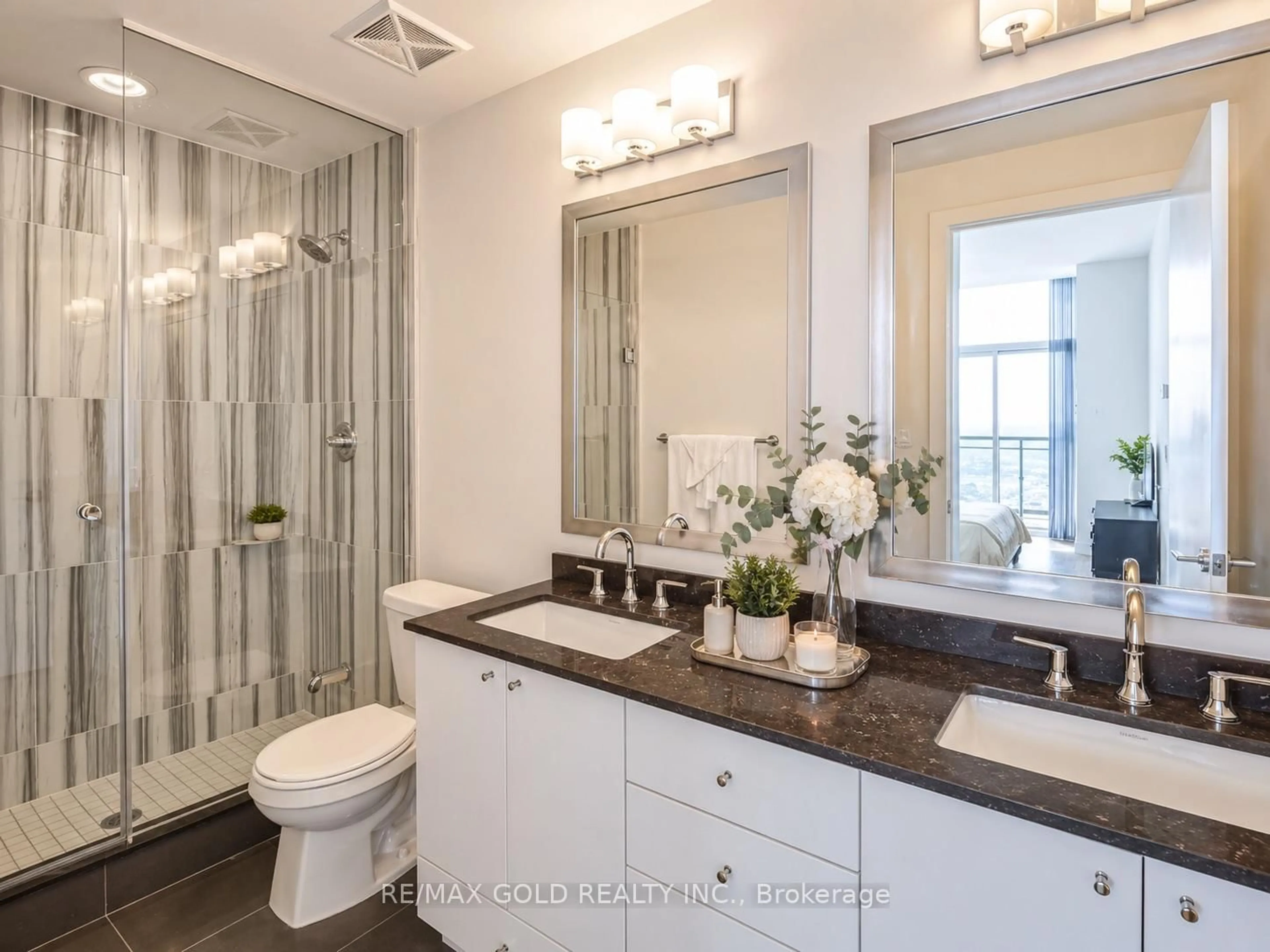 Contemporary bathroom, ceramic/tile floor for 3975 Grand Park Dr #4803, Mississauga Ontario L5B 0K4