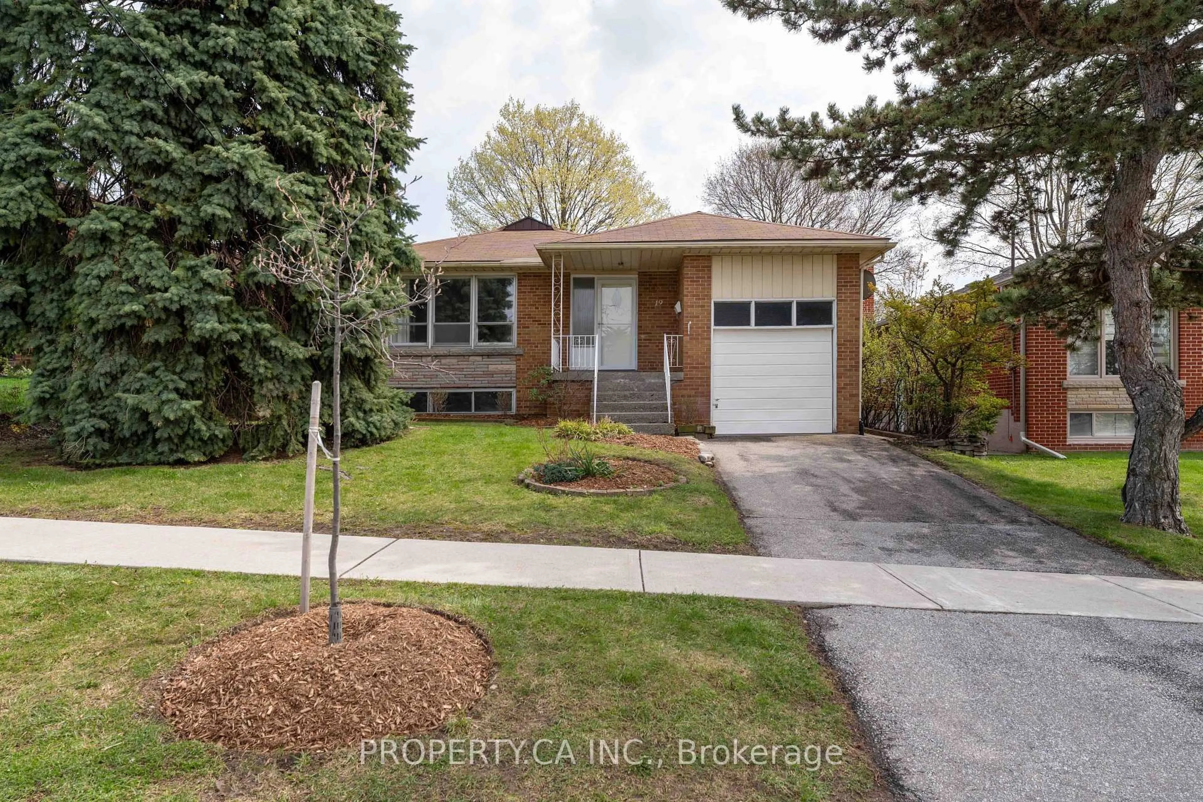 Home with brick exterior material, street for 19 Jill Cres, Toronto Ontario M9B 6B2