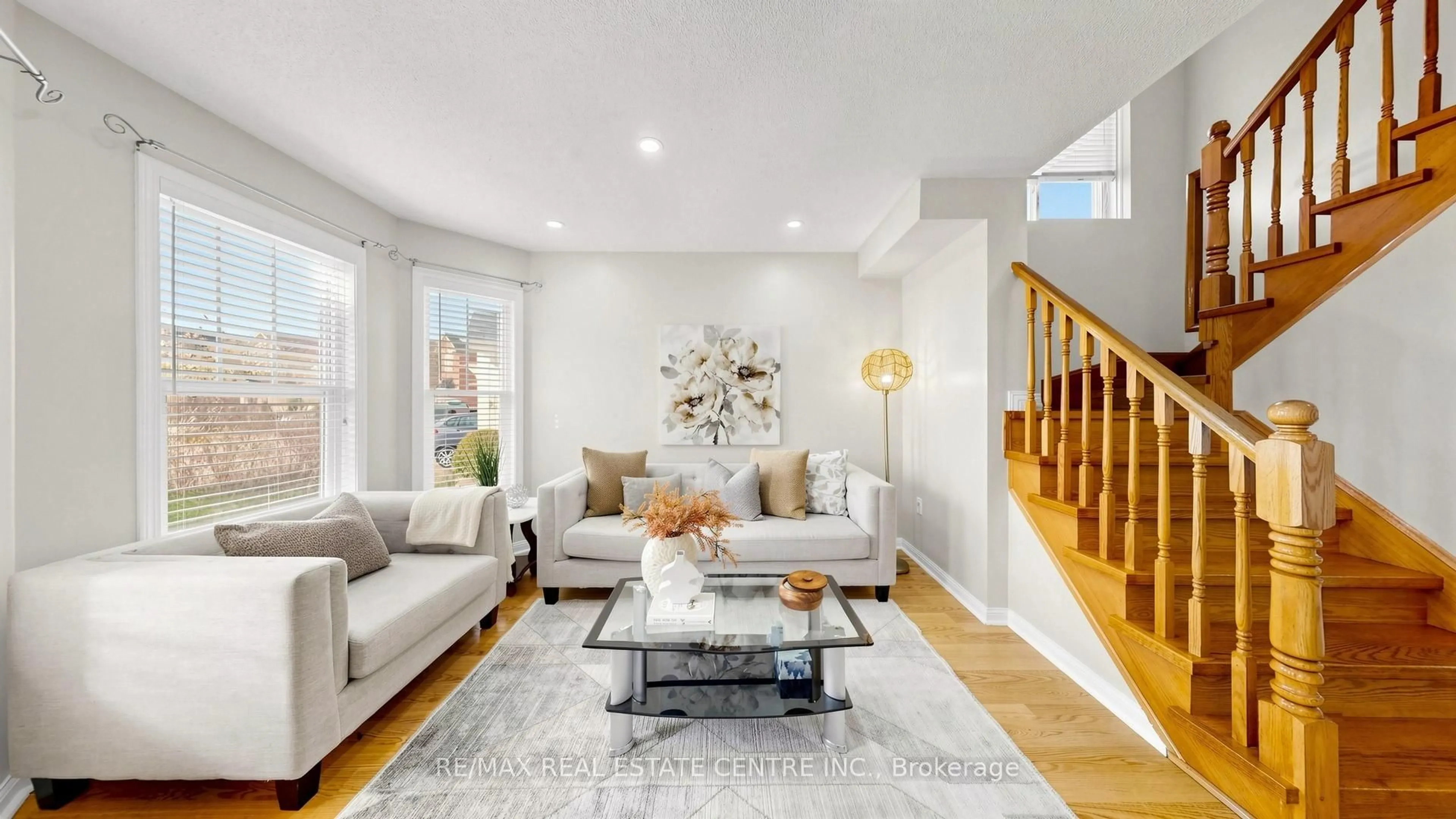 Living room with furniture, unknown for 80 Sweetwood Circ, Brampton Ontario L7A 2S1