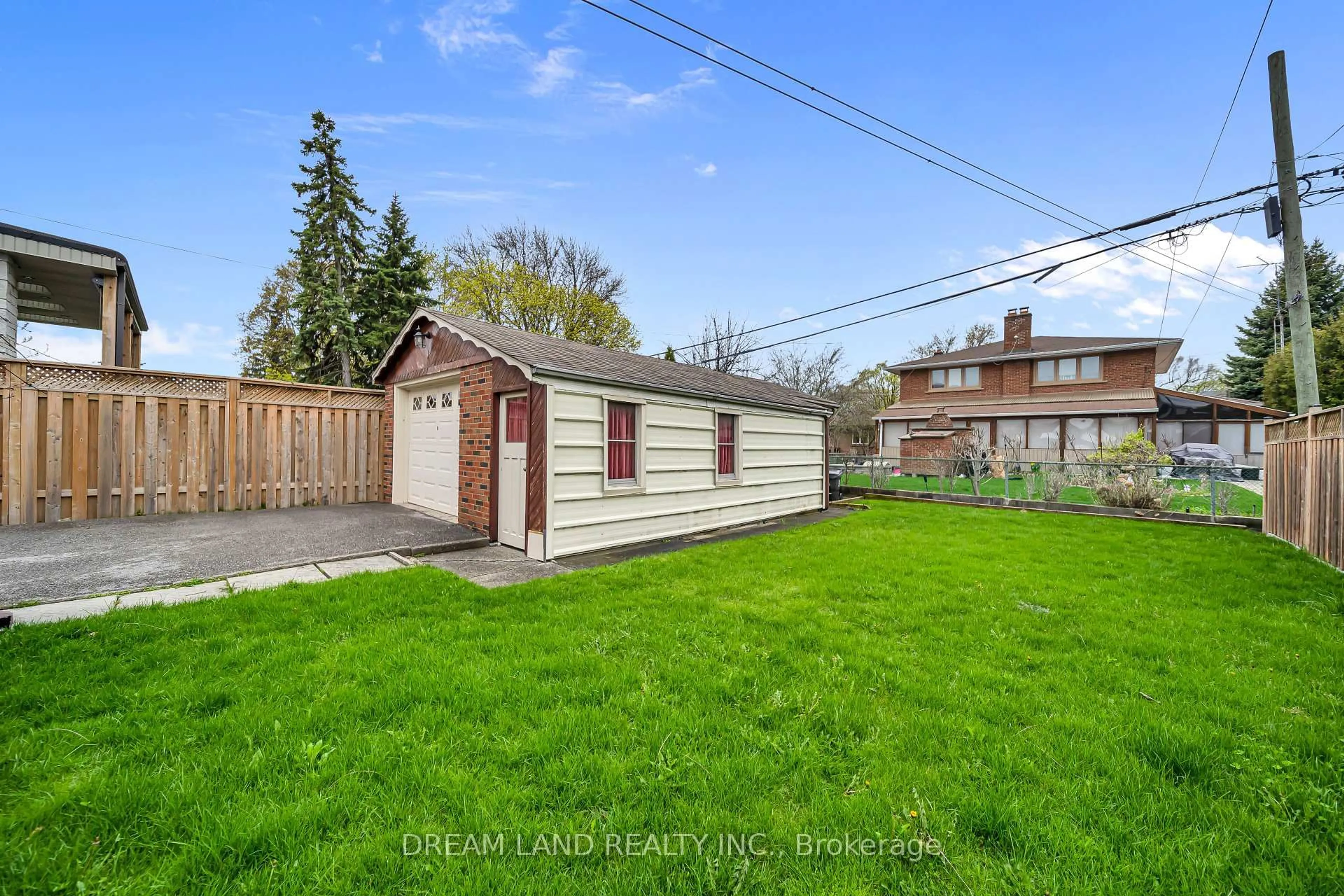 Shed for 54 Charleston Rd, Toronto Ontario M9B 4M9