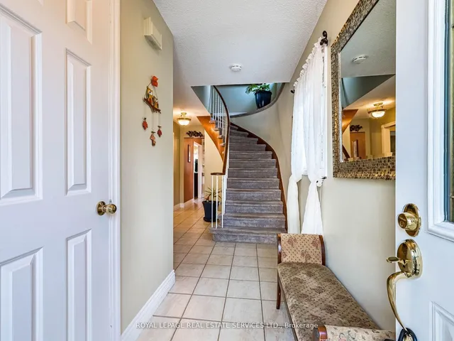 77 Martindale Cres, Brampton 5