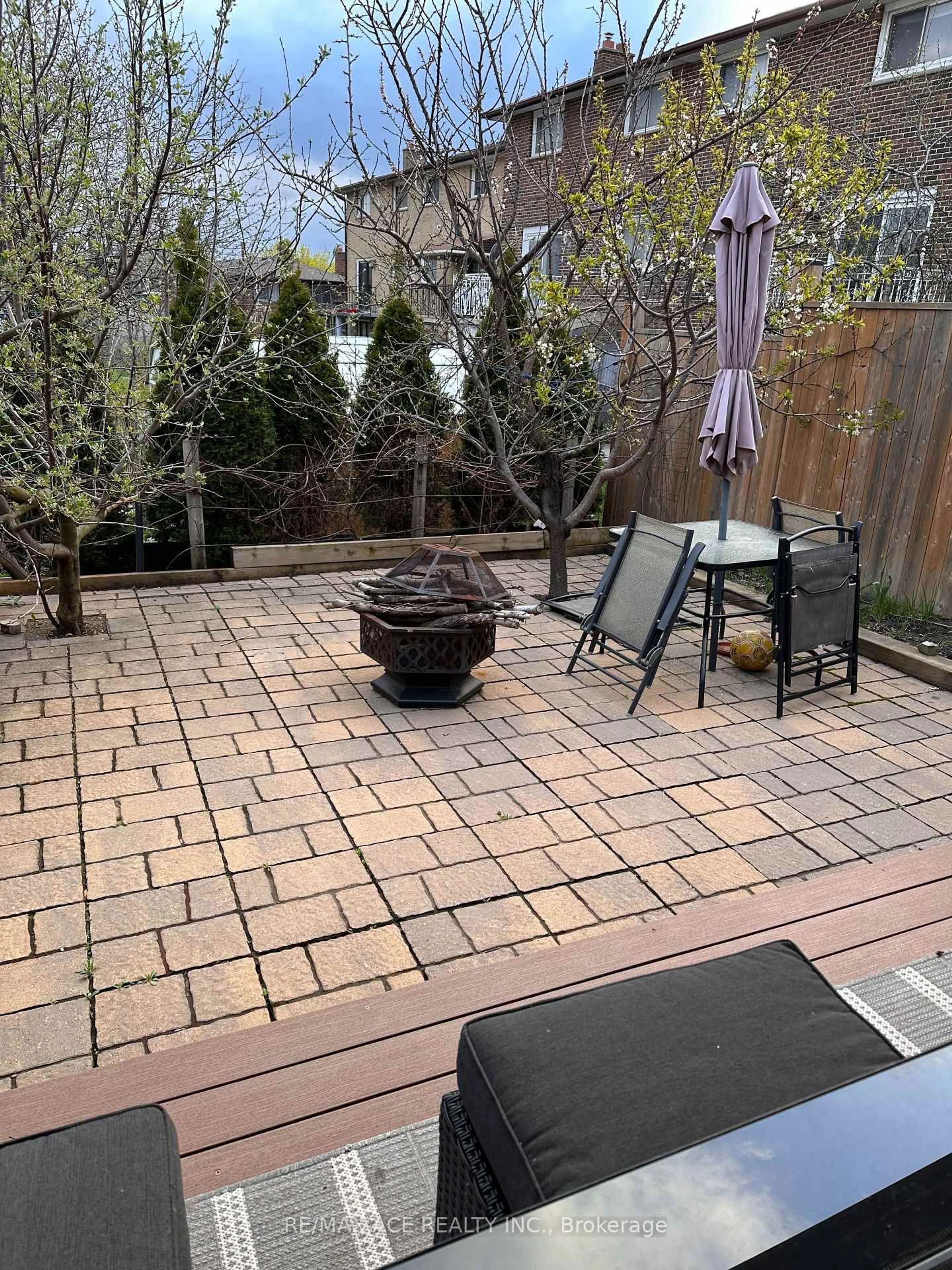 Patio, street for 247 Royal Salisbury Way, Brampton Ontario L6V 3G4