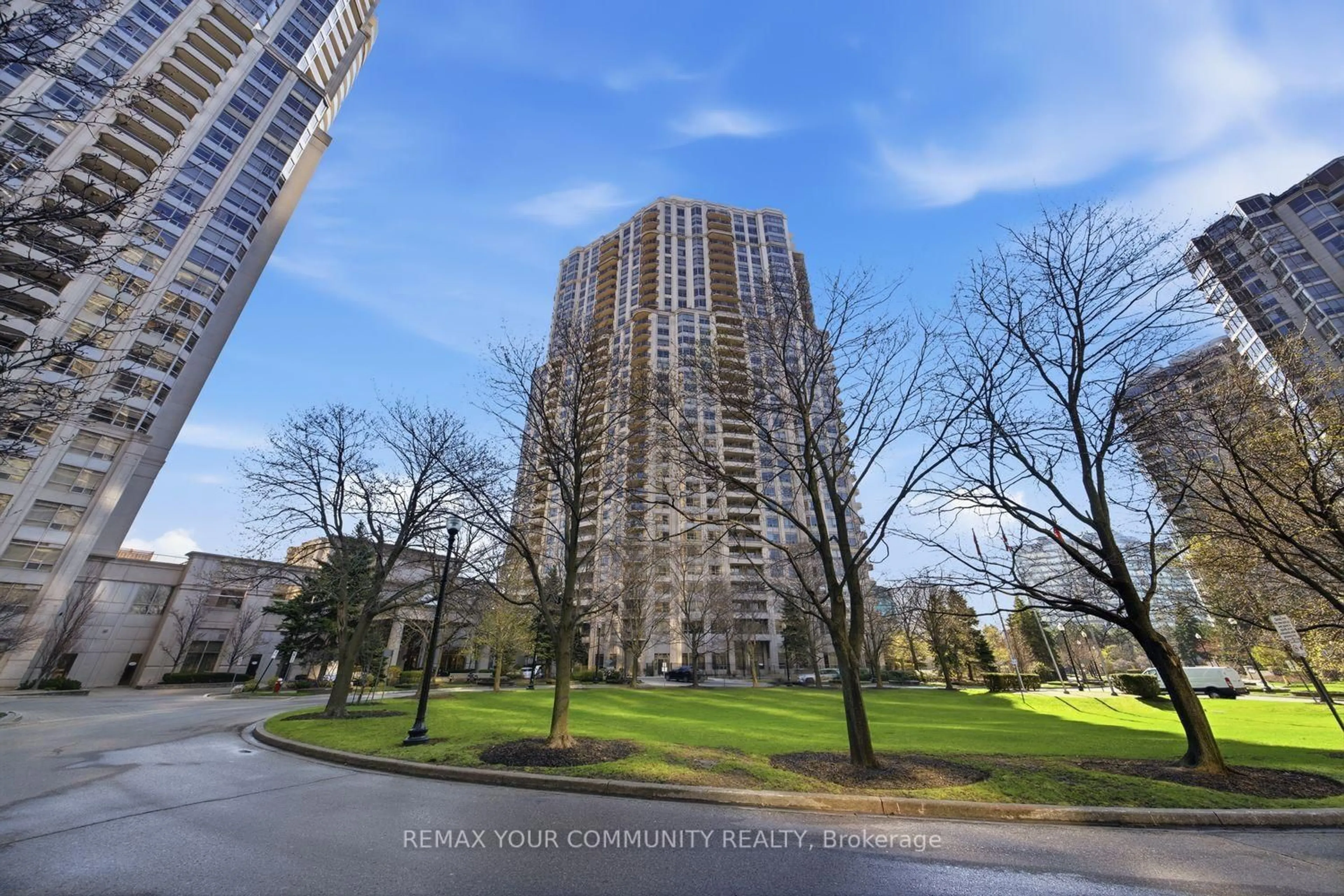 Unknown for 25 Kingsbridge Garden Circ #1116, Mississauga Ontario L5R 4B1