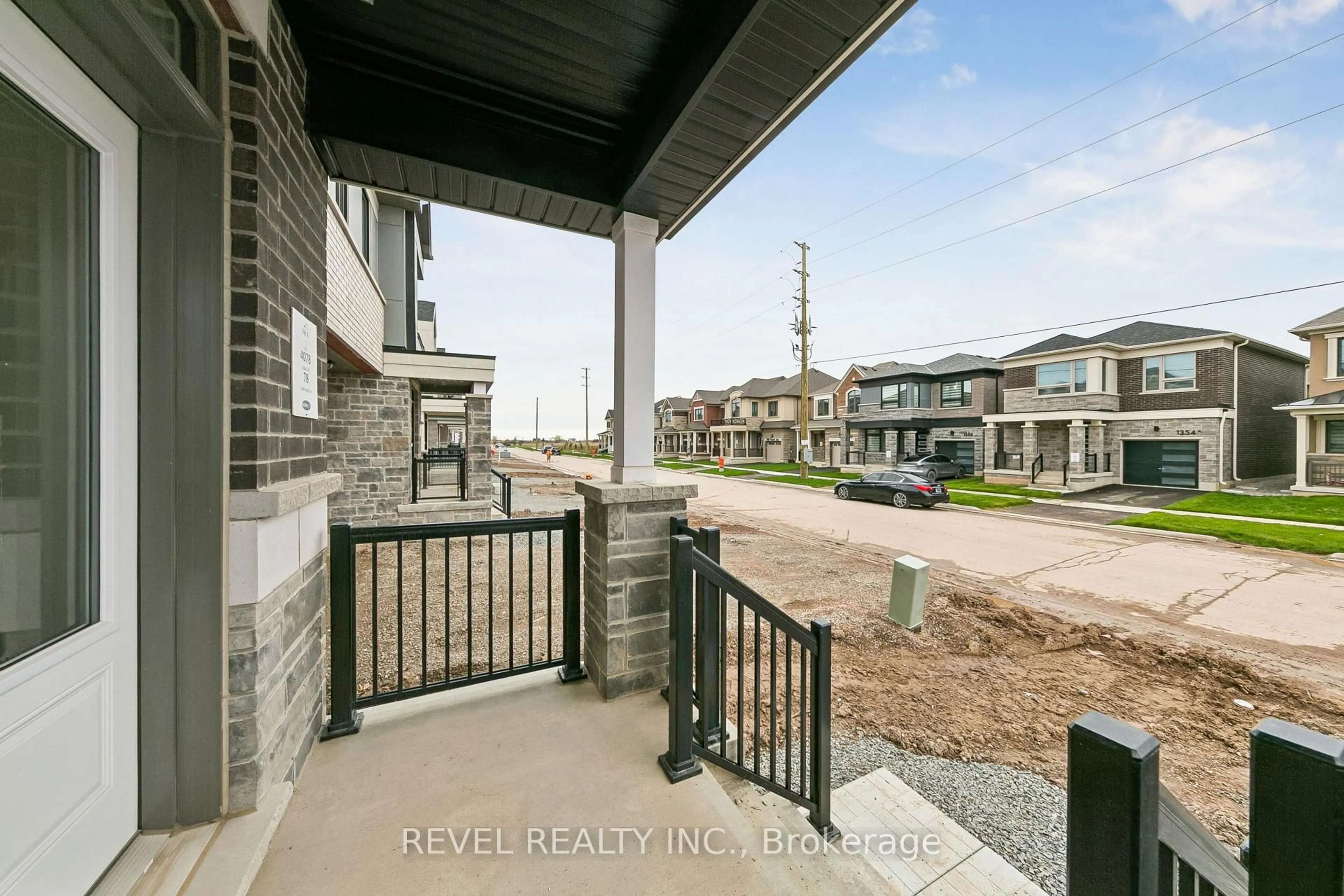 Patio, unknown for 1349 Fourth Line, Milton Ontario L9E 2J7