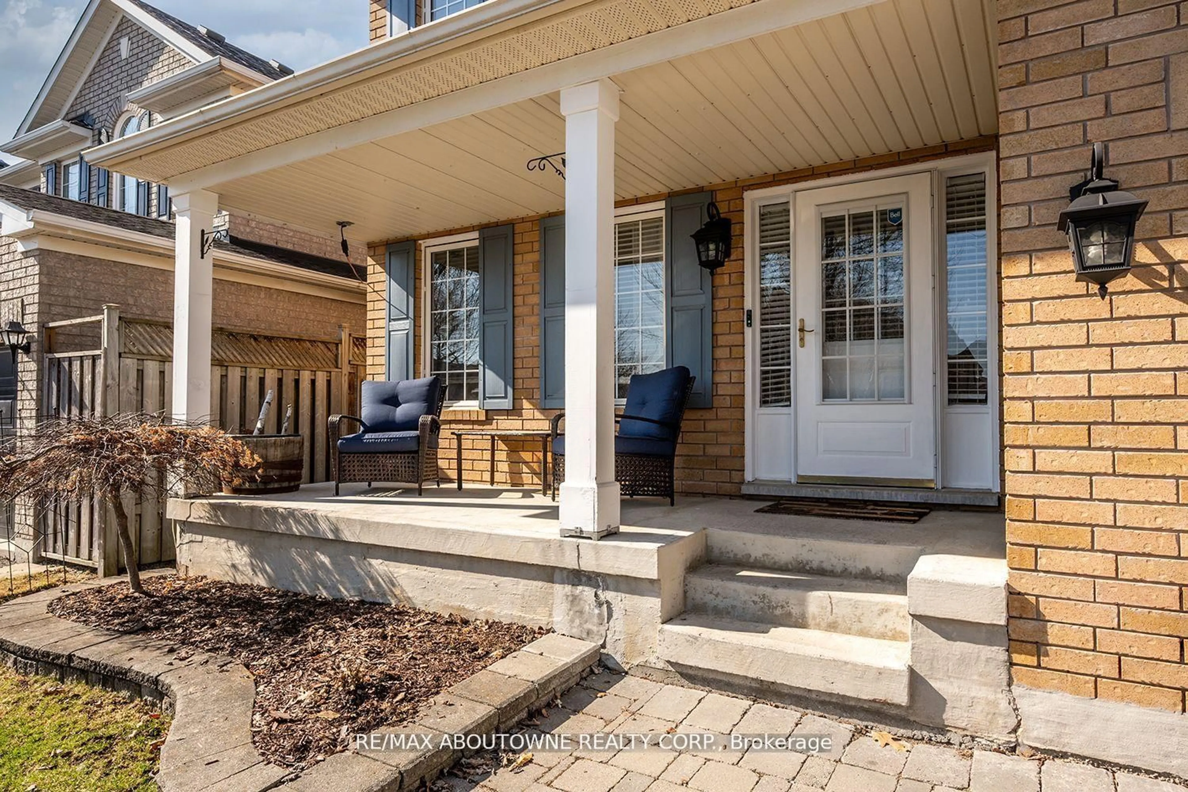 Unknown for 599 Caverhill Cres, Milton Ontario L9T 5K1