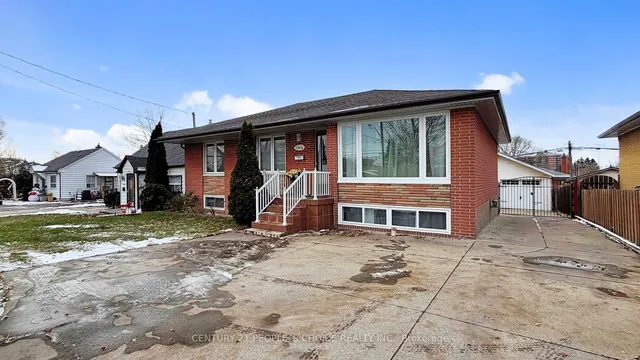 2864 Weston Rd, Toronto 2