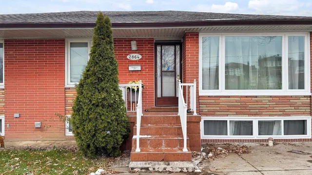 2864 Weston Rd, Toronto 4