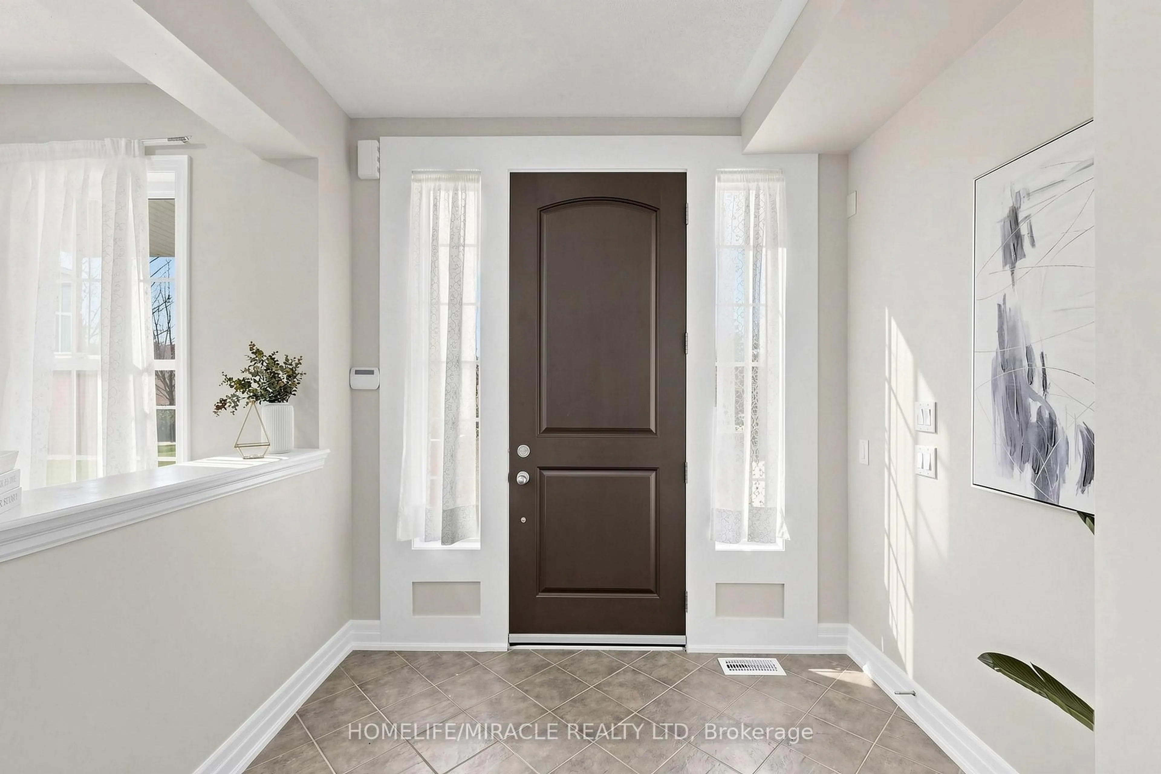 Indoor entryway for 148 Holloway Terr, Milton Ontario L9T 0R6