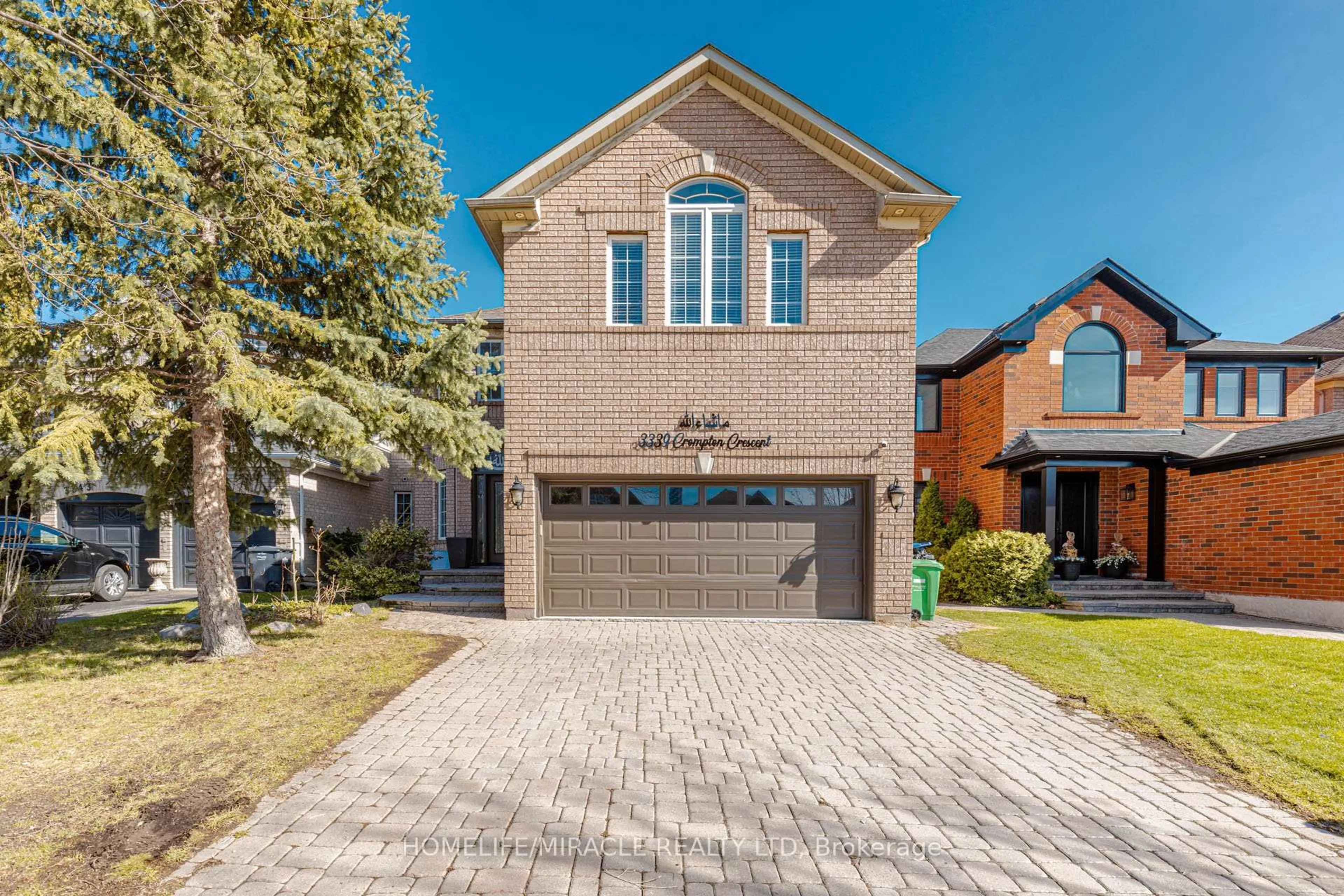 Home with brick exterior material, street for 3339 Crompton Cres, Mississauga Ontario L5B 4C7