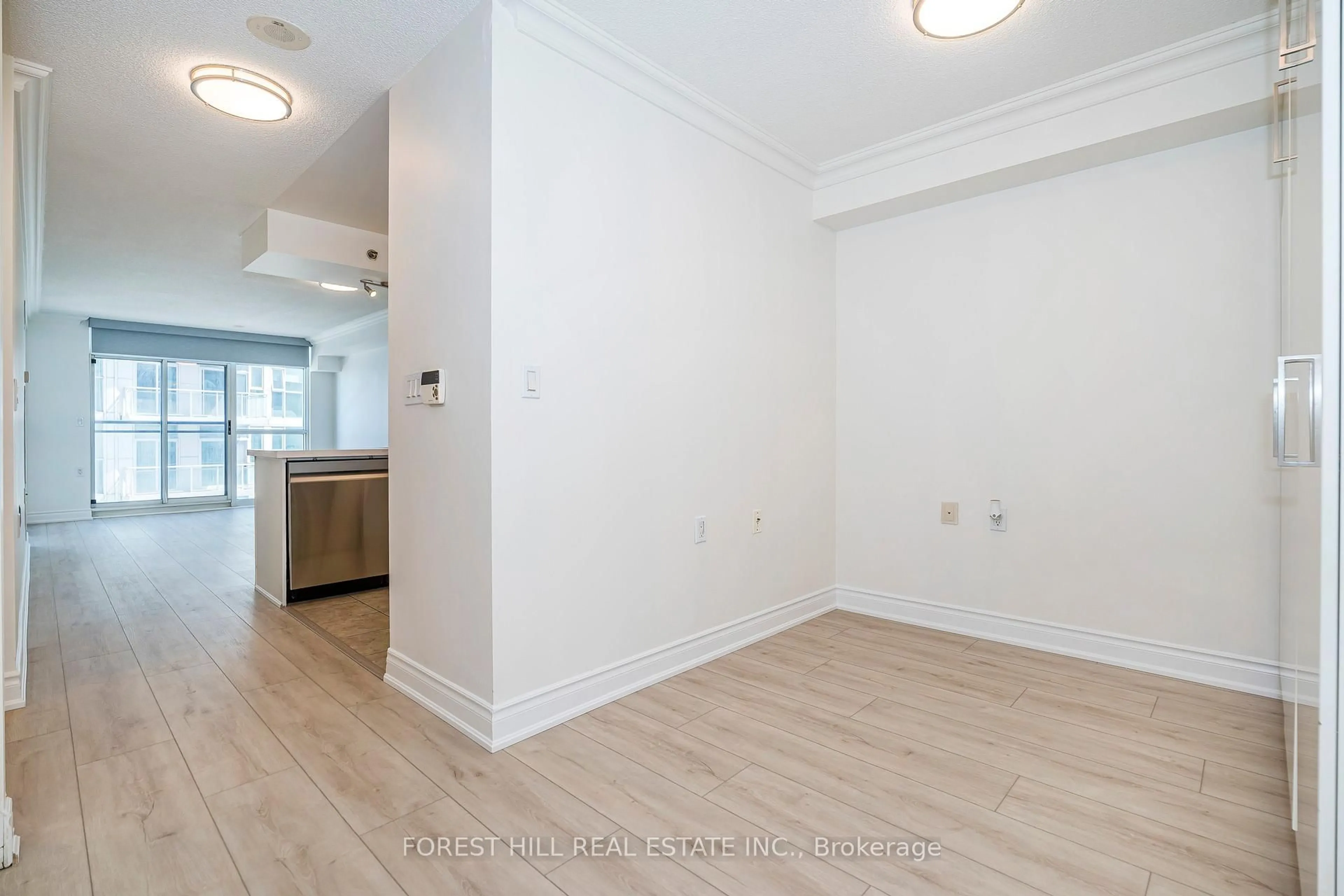 A pic of a room for 3 Marine Parade Dr #709, Toronto Ontario M8V 3Z5