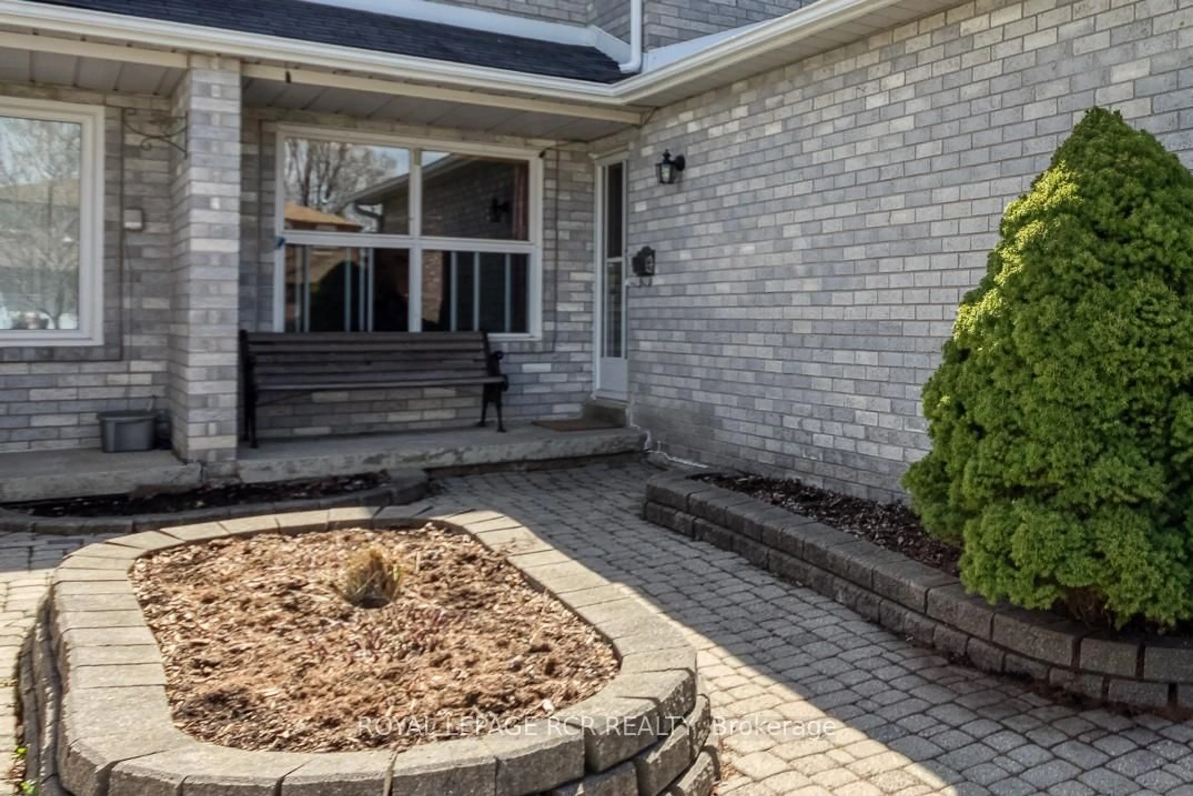 Home with brick exterior material, street for 38 Ebby Ave, Brampton Ontario L6Z 3T6