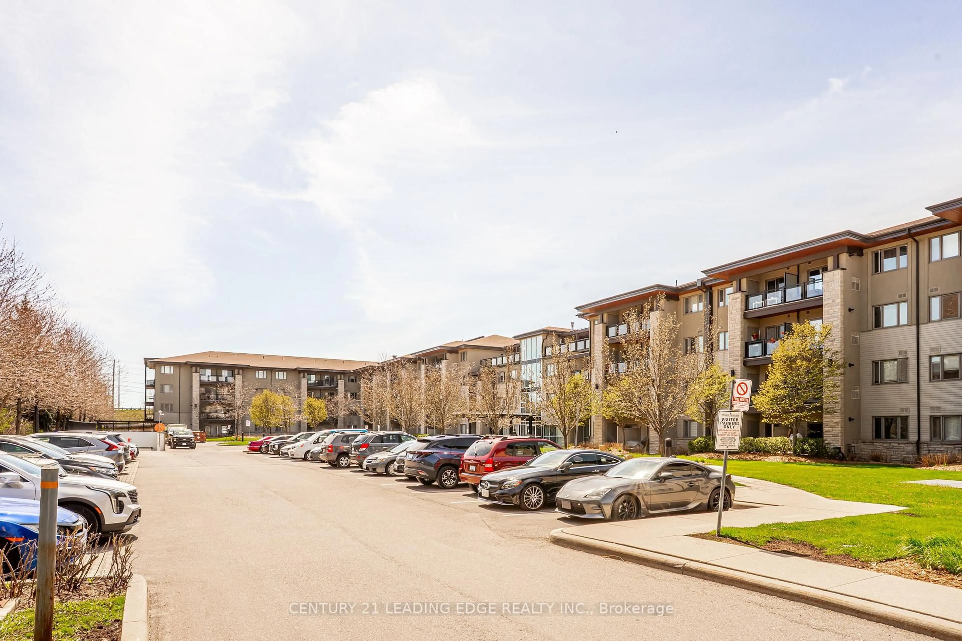 Unknown for 570 Lolita Gdns #421, Mississauga Ontario L5A 3T2