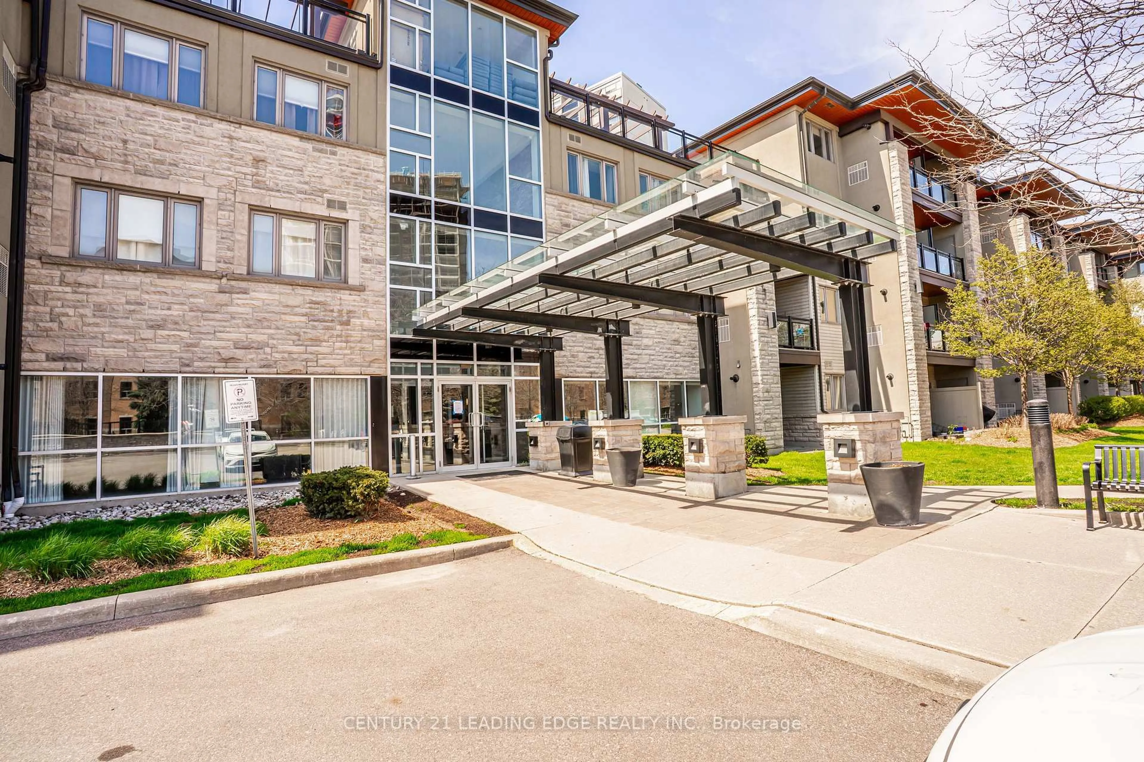 Unknown for 570 Lolita Gdns #421, Mississauga Ontario L5A 3T2
