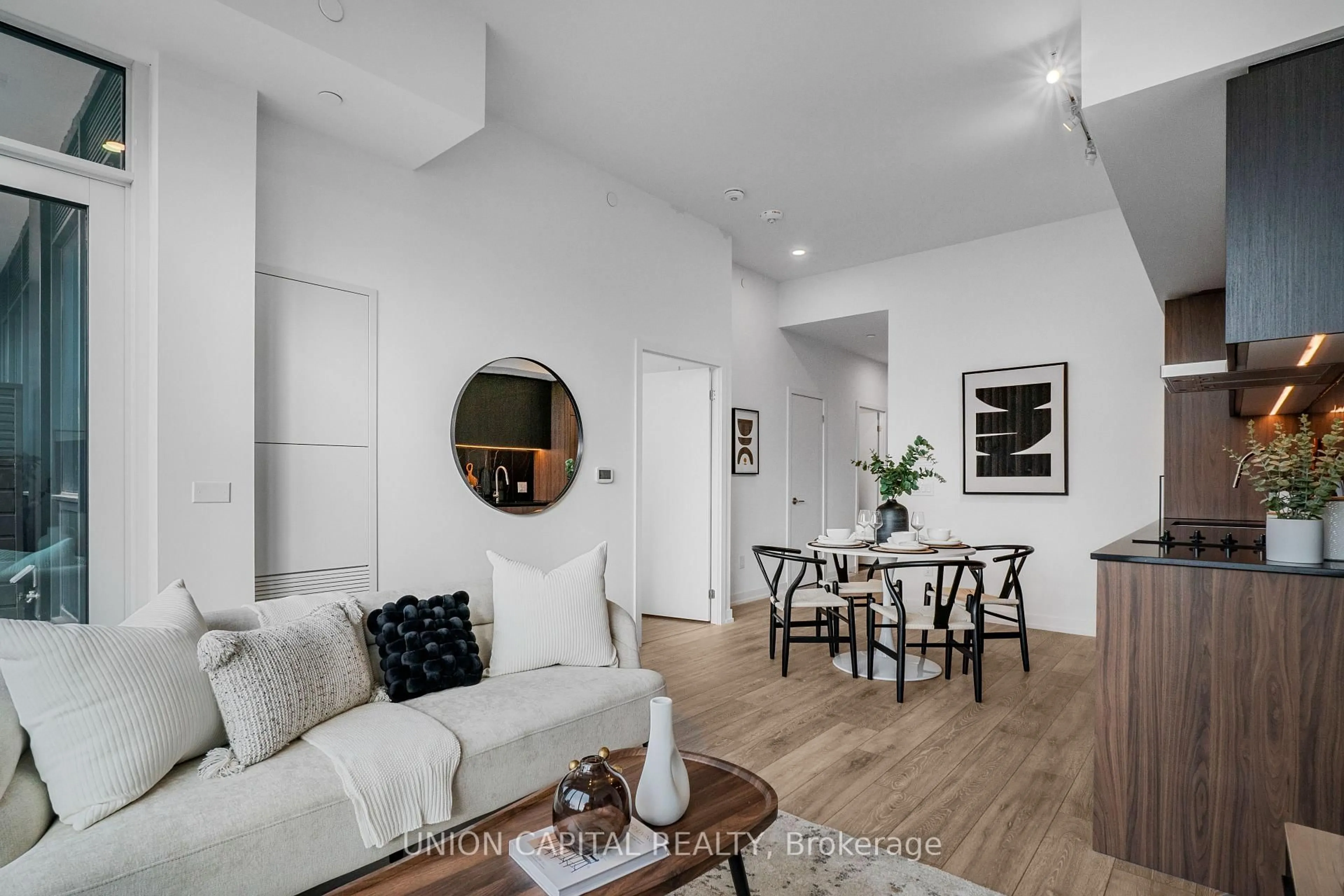 Living room with furniture, unknown for 1100 Sheppard Ave #121, Toronto Ontario M3K 0E4