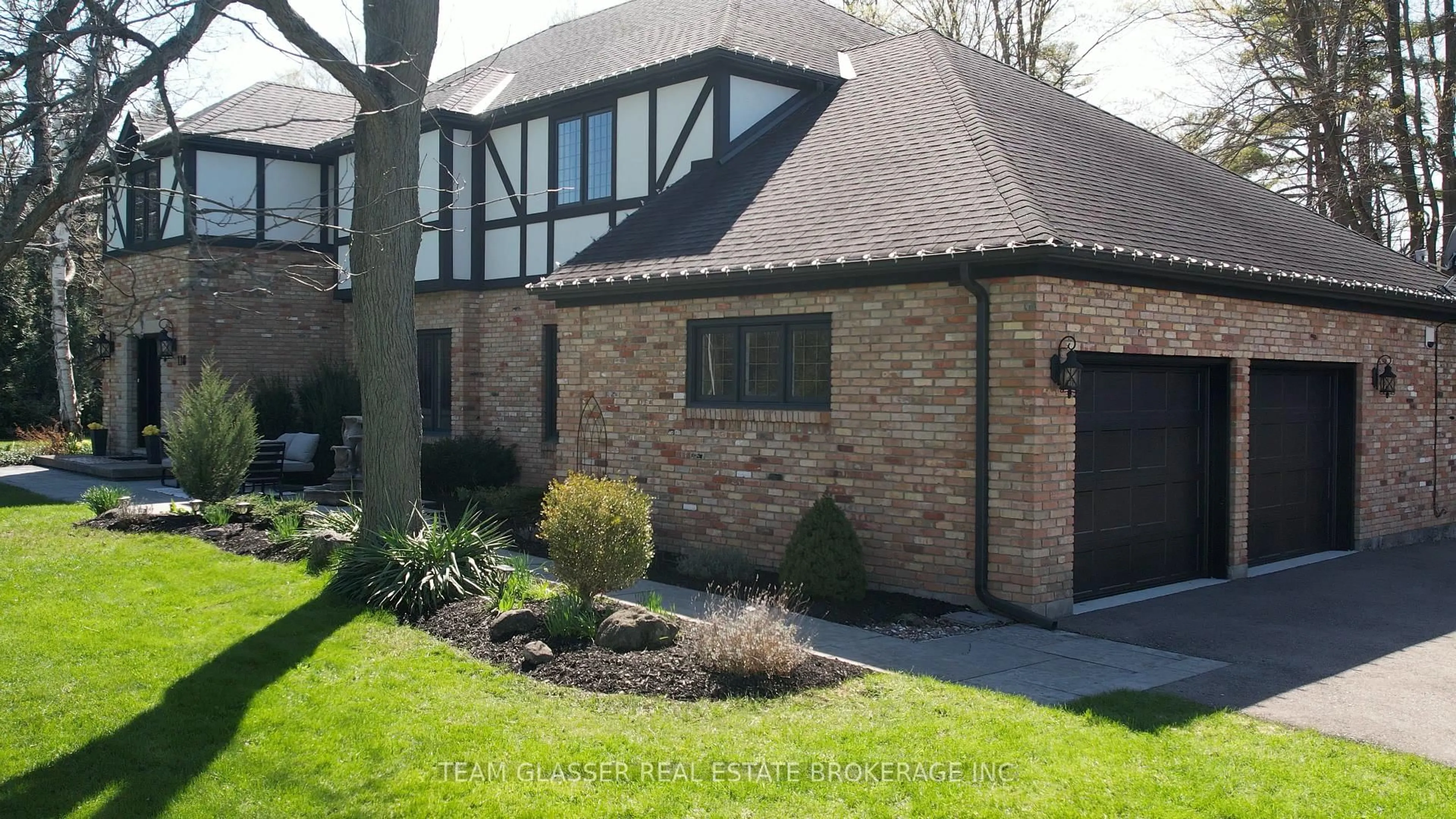 Home with brick exterior material, street for 110 McLaren Rd, Milton Ontario L0P 1B0
