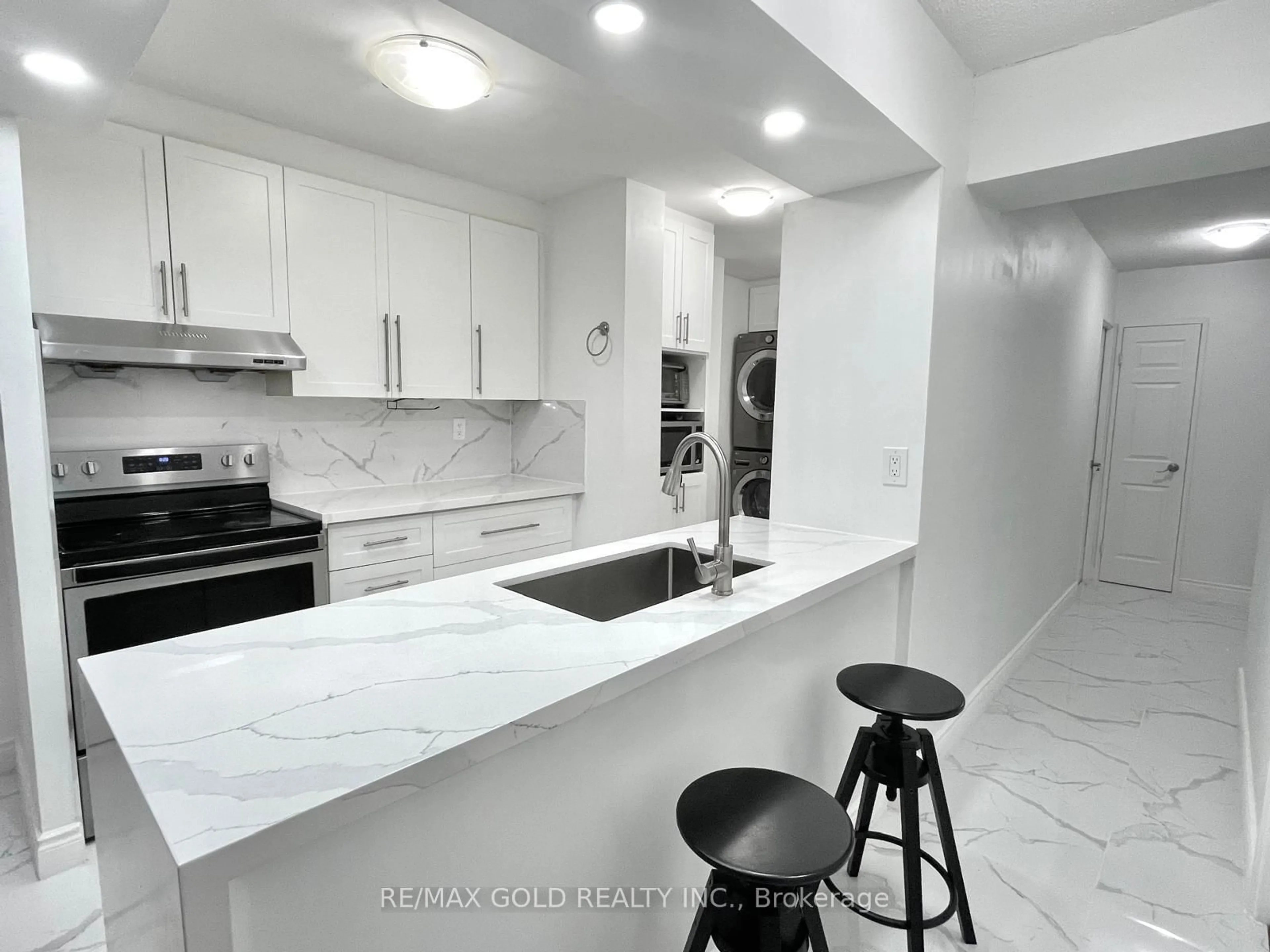 Open concept kitchen, ceramic/tile floor for 390 Dixon Rd #1611, Toronto Ontario M9R 1T4