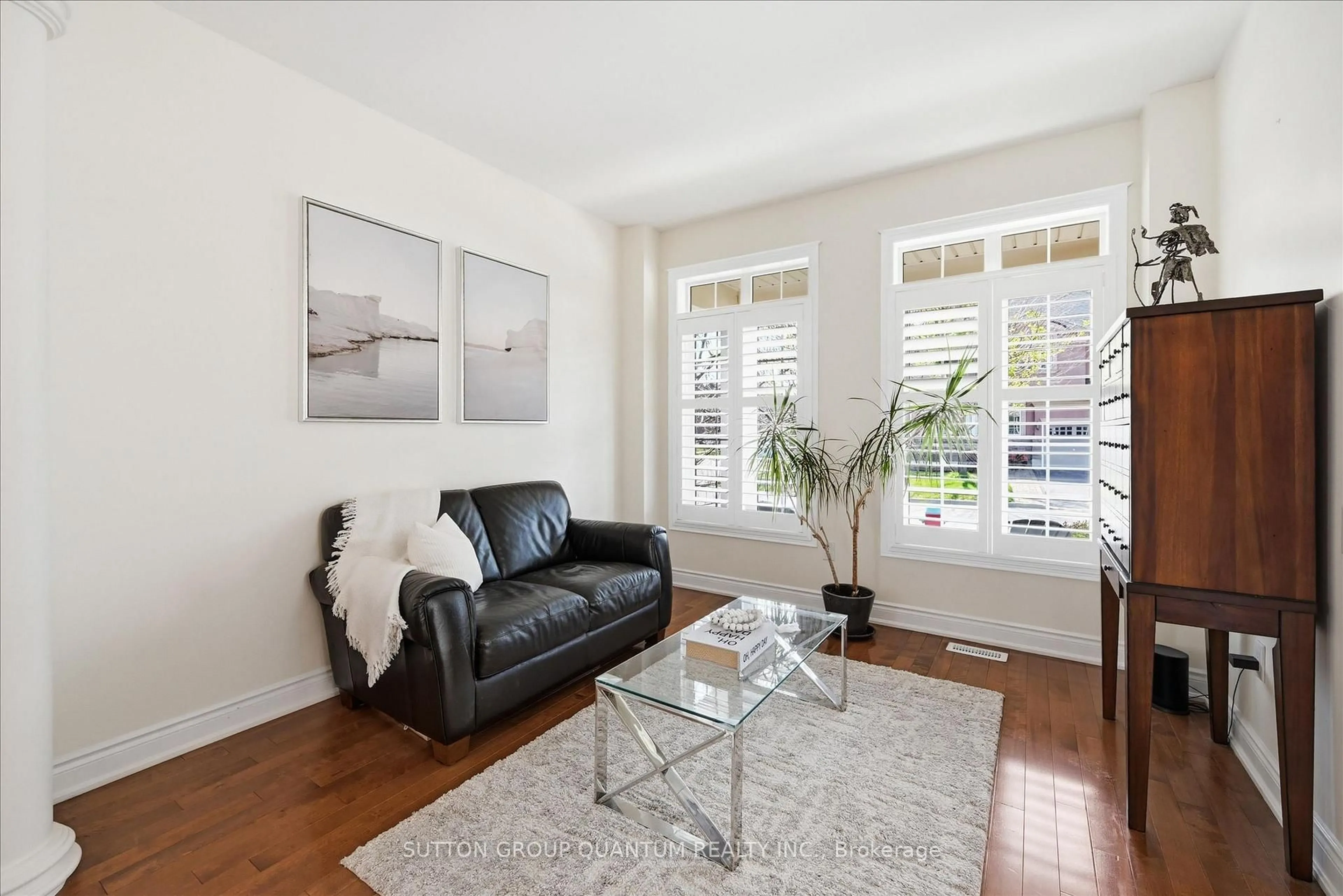 Living room with furniture, unknown for 287 Turning Leaf Rd, Oakville Ontario L6L 6V5