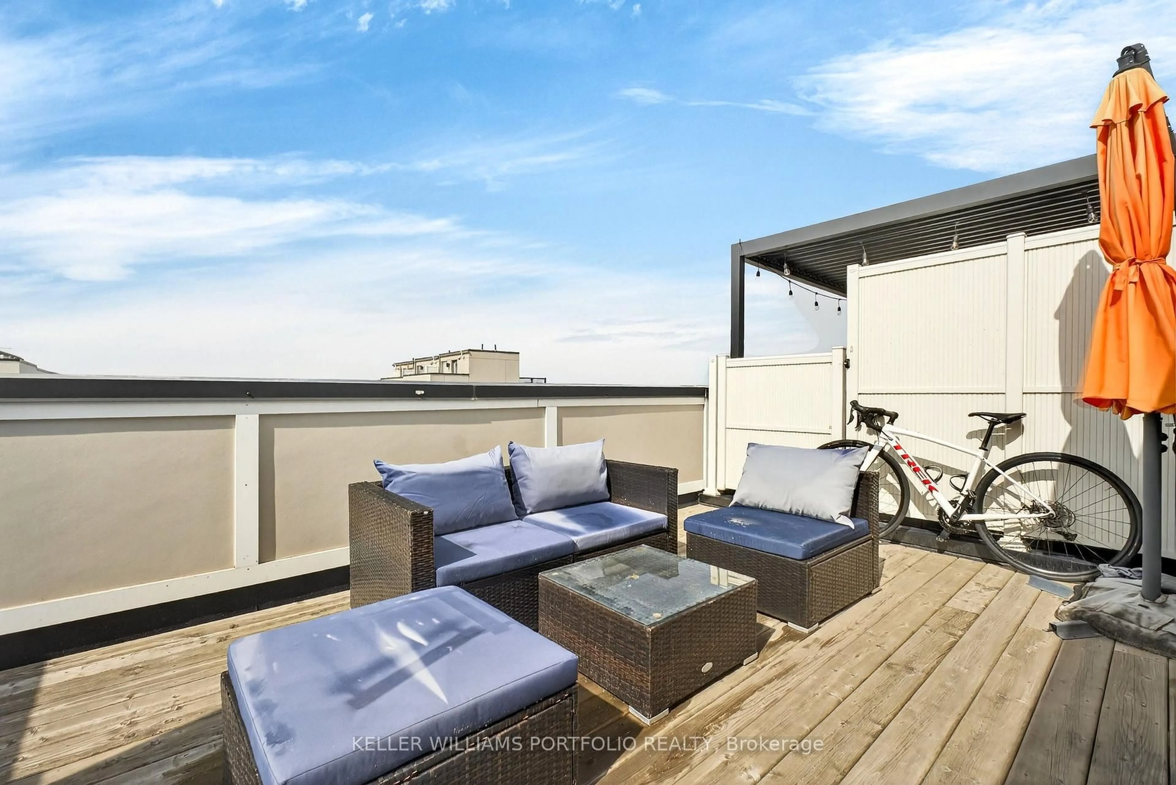 Balcony in the apartment, unknown for 171 William Duncan Rd #7, Toronto Ontario M3K 0B7