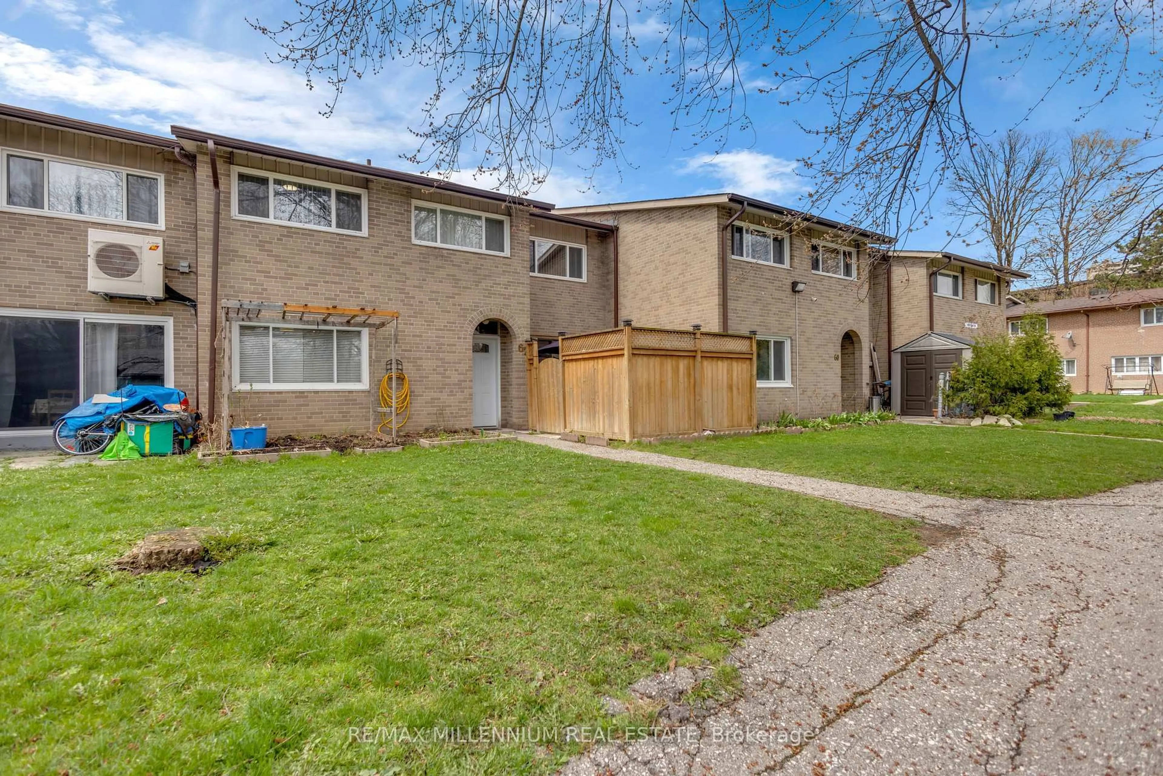 A pic from outside/outdoor area/front of a property/back of a property/a pic from drone, street for 79 Driftwood Ave #62, Toronto Ontario M3N 2M7
