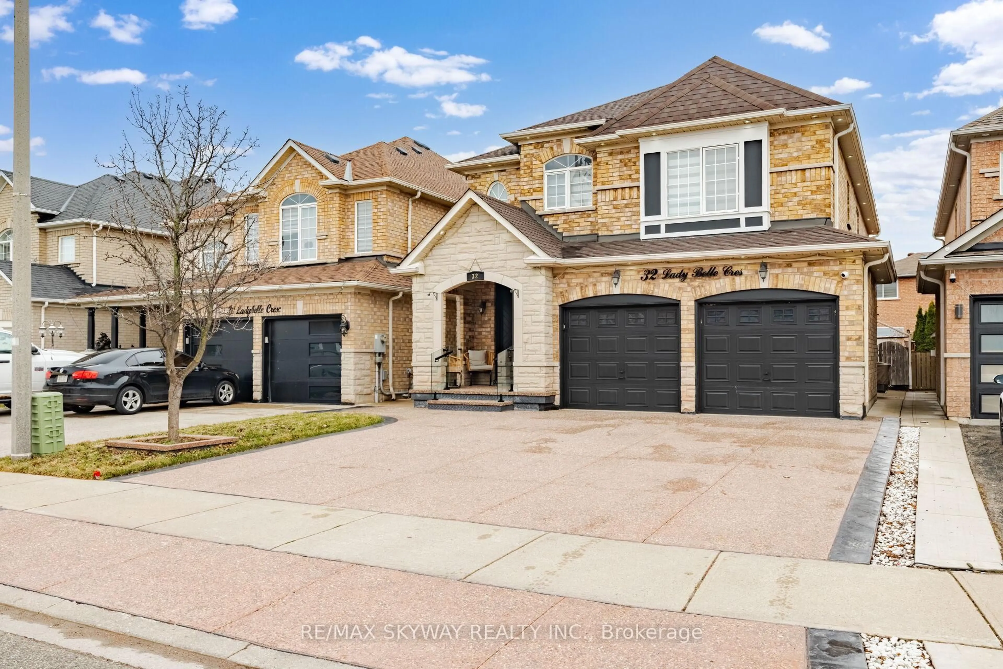 Home with brick exterior material, street for 32 Lady Belle Cres, Brampton Ontario L6R 3B6