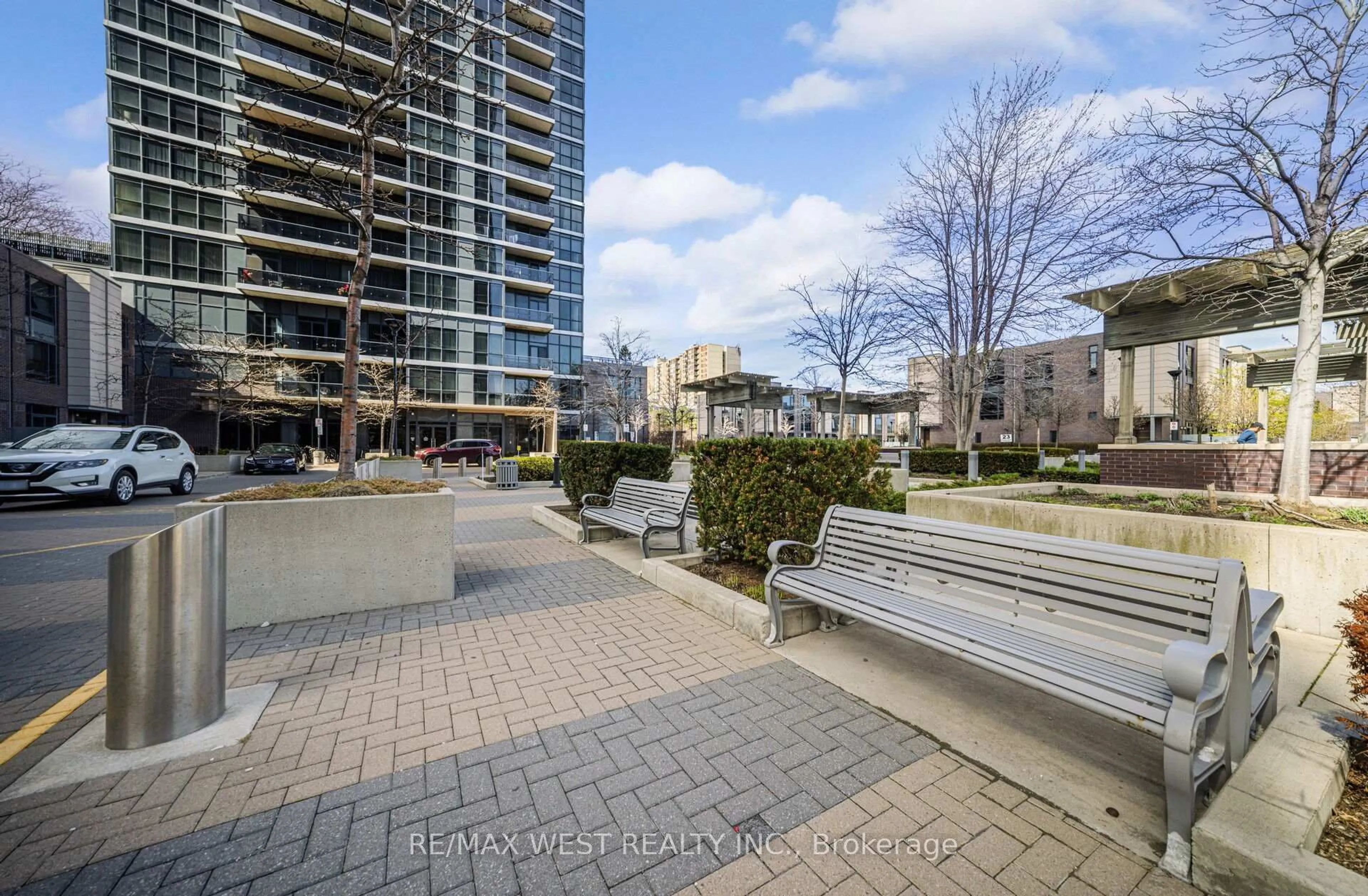 Patio, city buildings view from balcony for 1 Valhalla Inn Rd #905, Toronto Ontario M9B 1S9