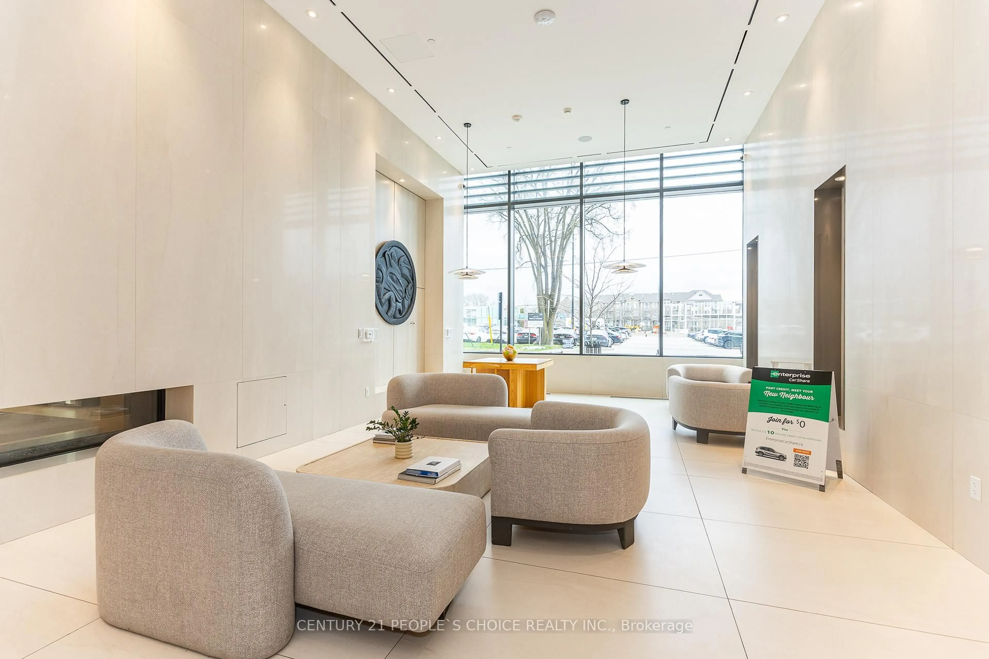 Lobby for 28 Ann St #1201, Mississauga Ontario L5G 3G1