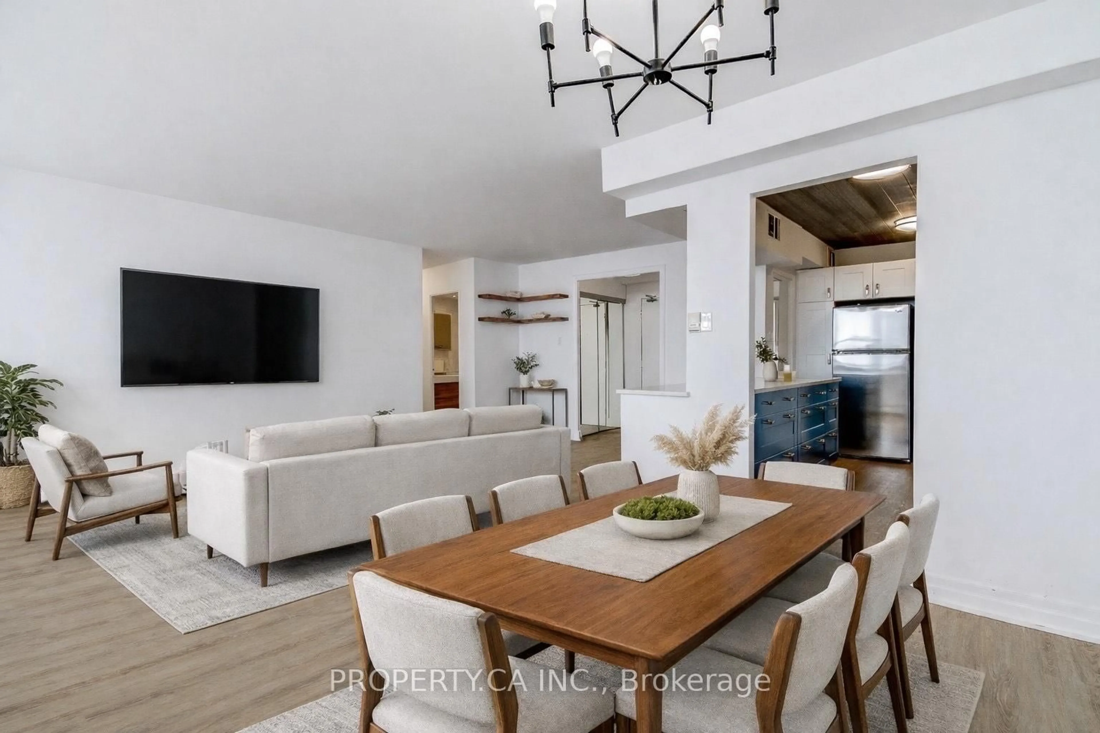 Open concept kitchen, unknown for 155 Marlee Ave #1706, Toronto Ontario M6B 4B5