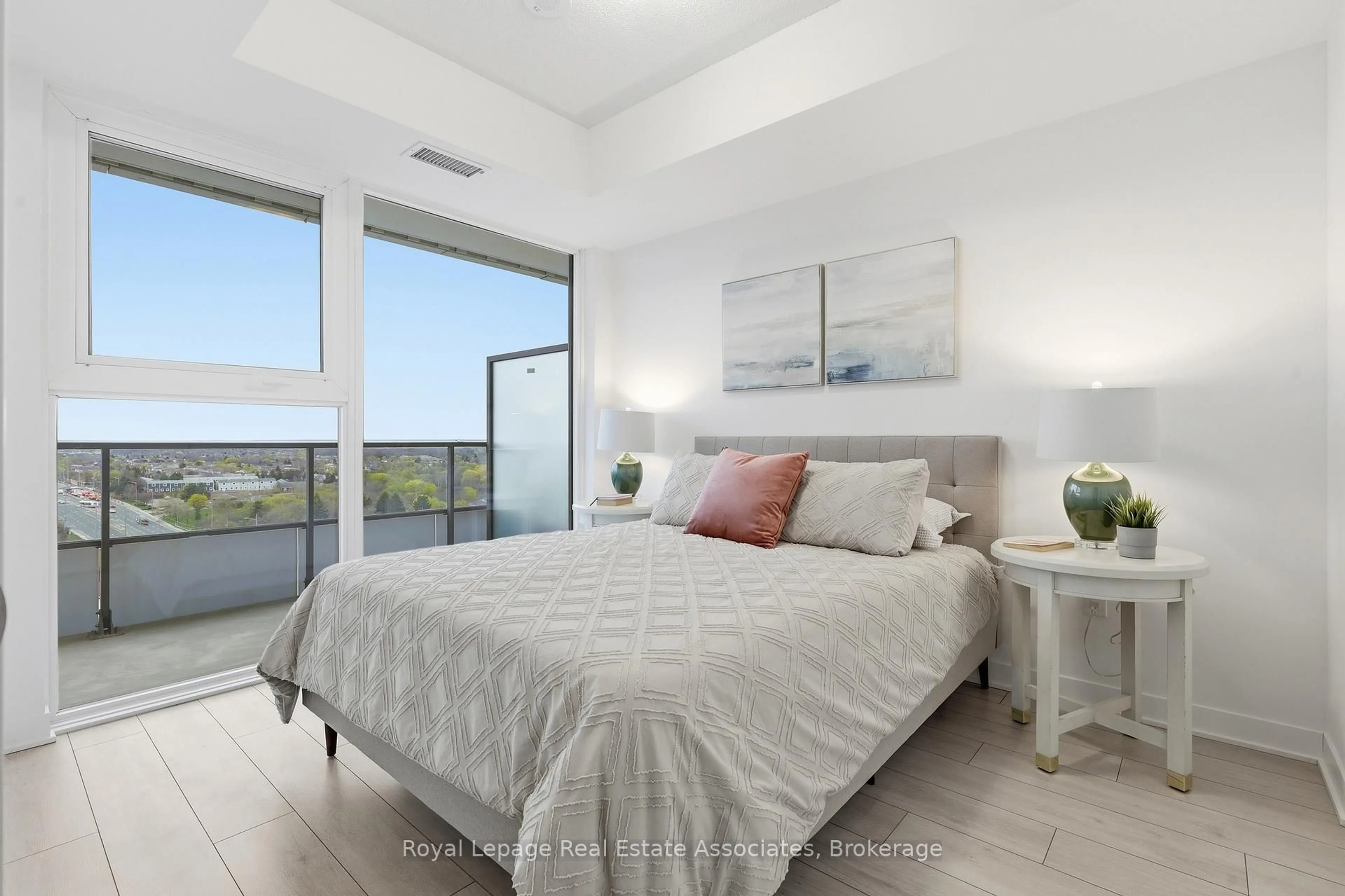 Bedroom with bed, unknown for 260 Malta Ave, Brampton Ontario L6Y 6L7