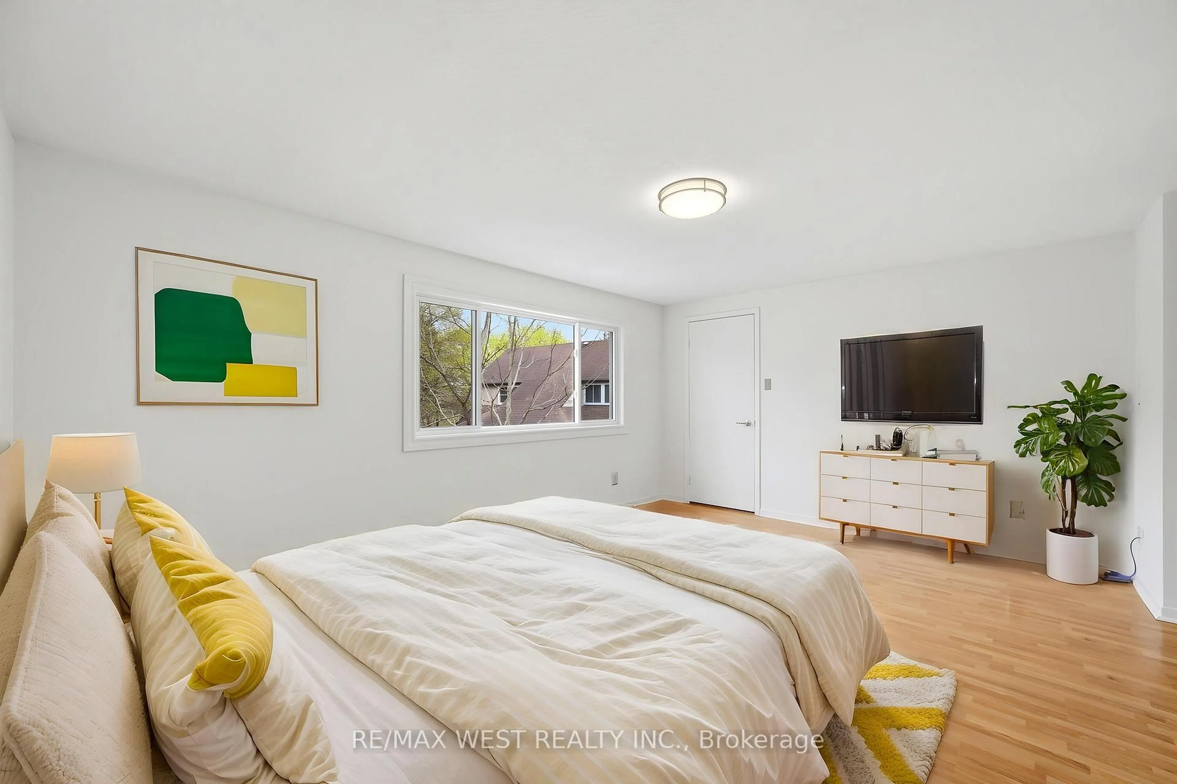 Bedroom with bed, unknown for 318 Laurier Ave #43, Milton Ontario L9T 3M9