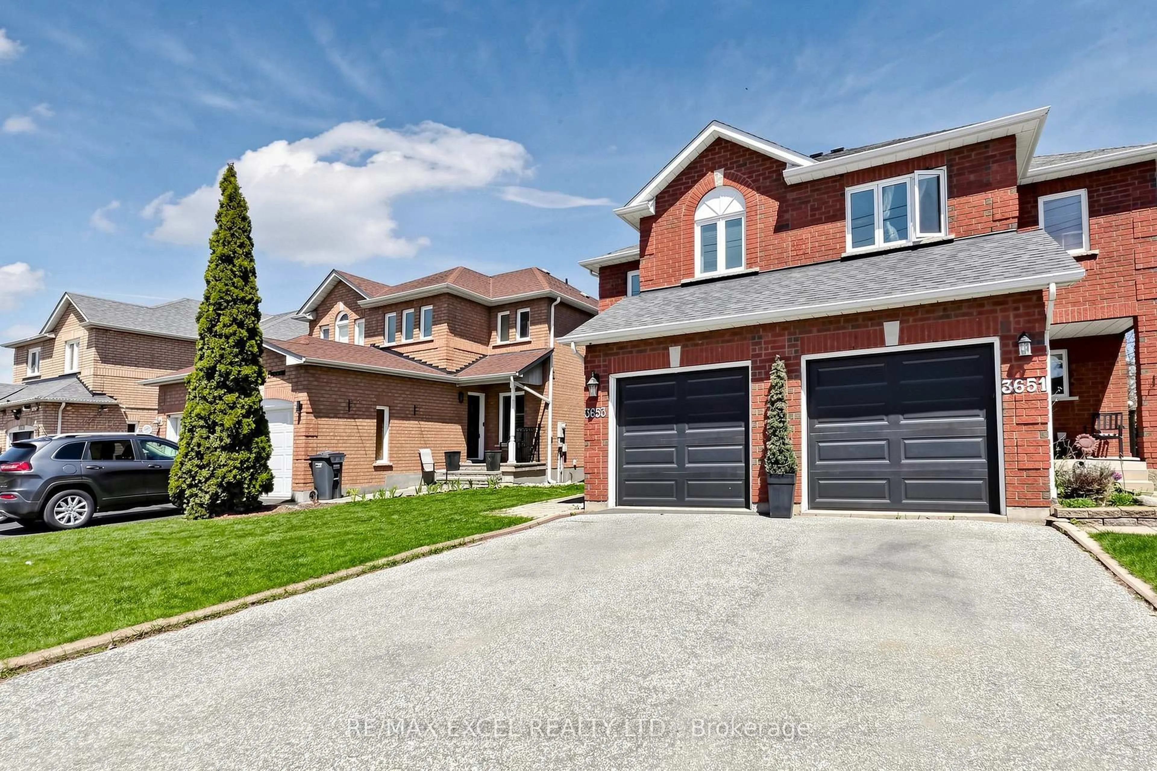 Home with brick exterior material, street for 3653 Indigo Cres, Mississauga Ontario L5N 7J1