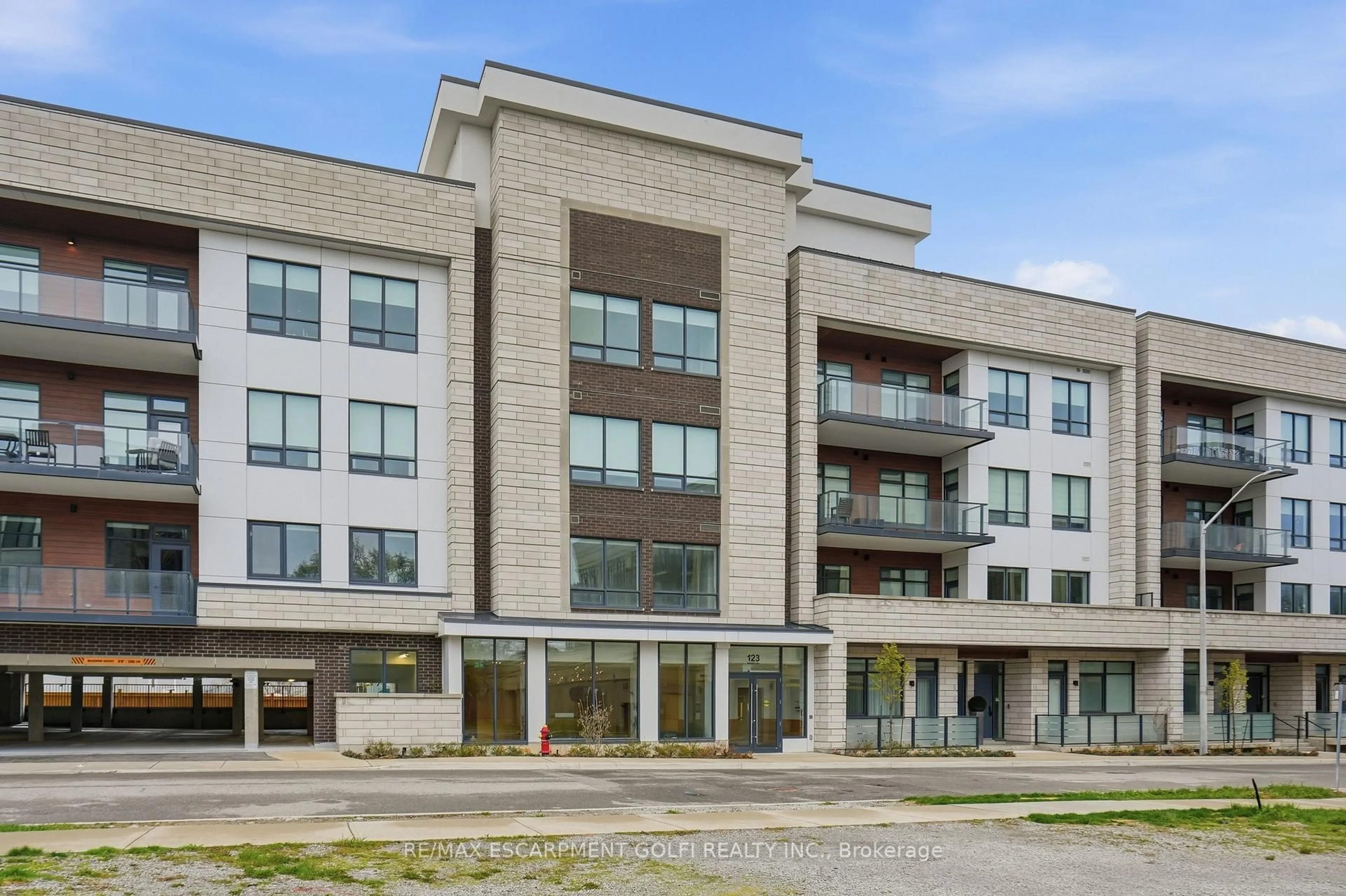 Unknown for 123 MAURICE Dr #409, Oakville Ontario L6K 2W6