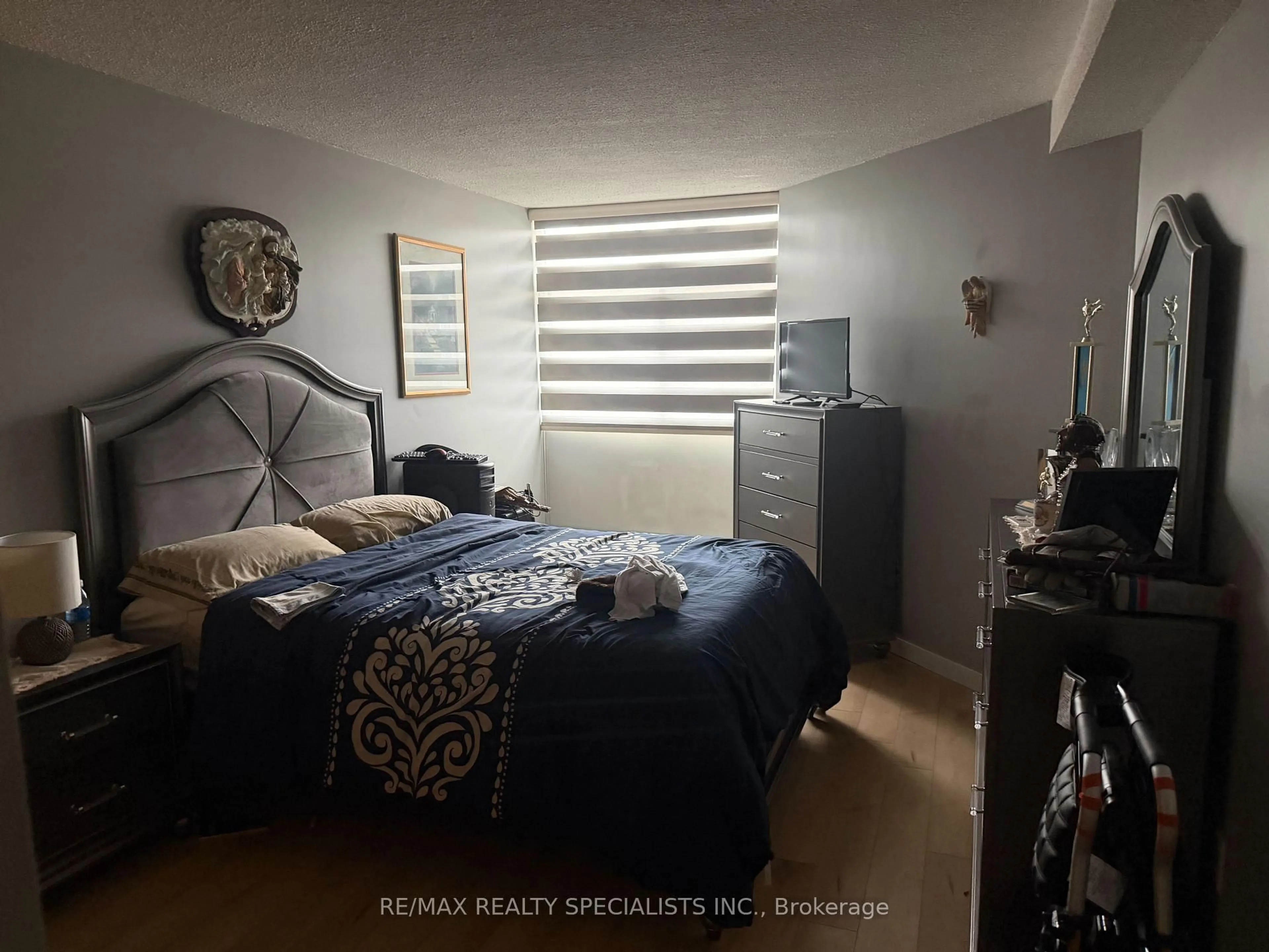 A pic of a room for 2301 Derry Rd #105, Mississauga Ontario L5N 2R4