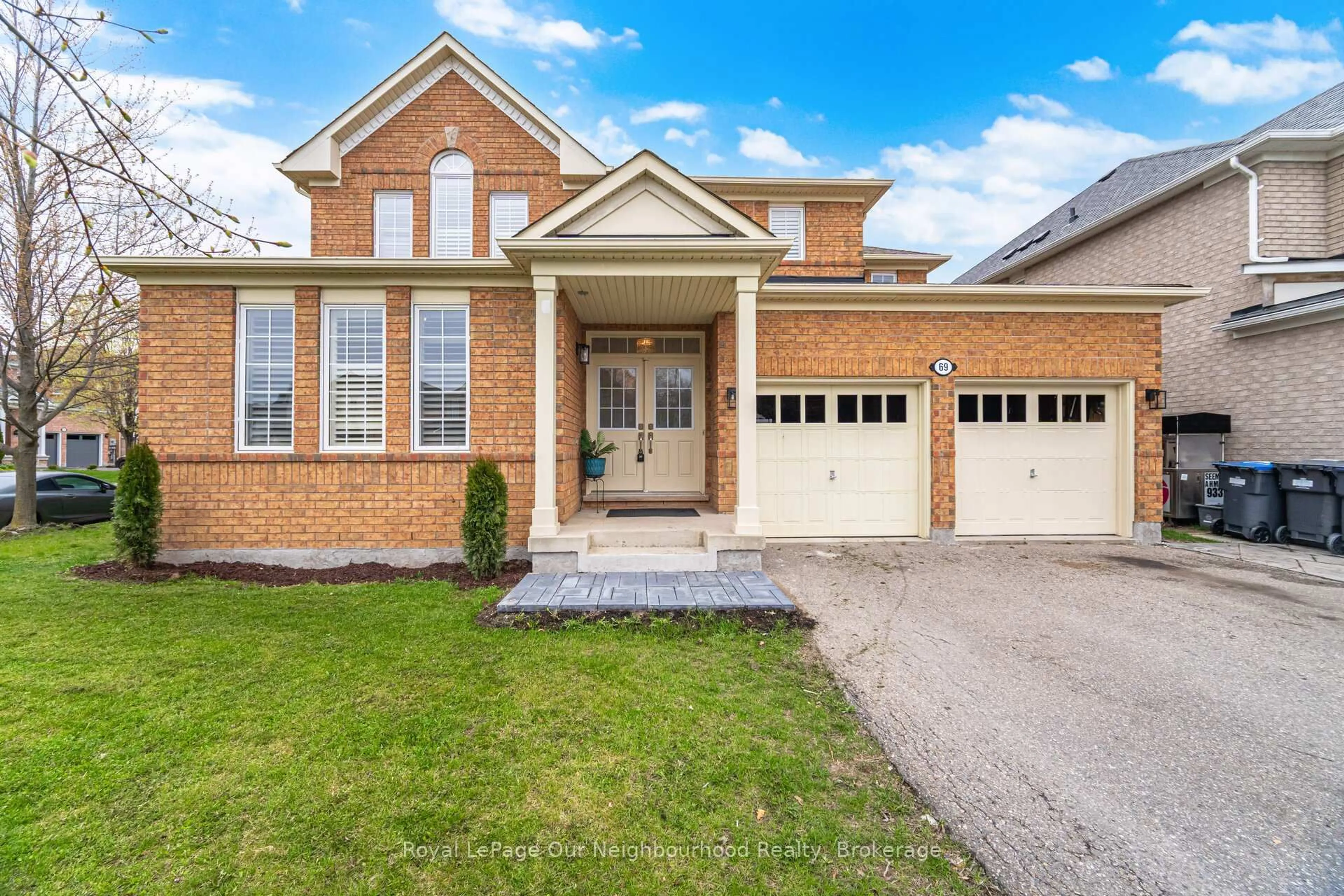 Home with brick exterior material, street for 69 Bloomsbury Ave, Brampton Ontario L6P 1S6