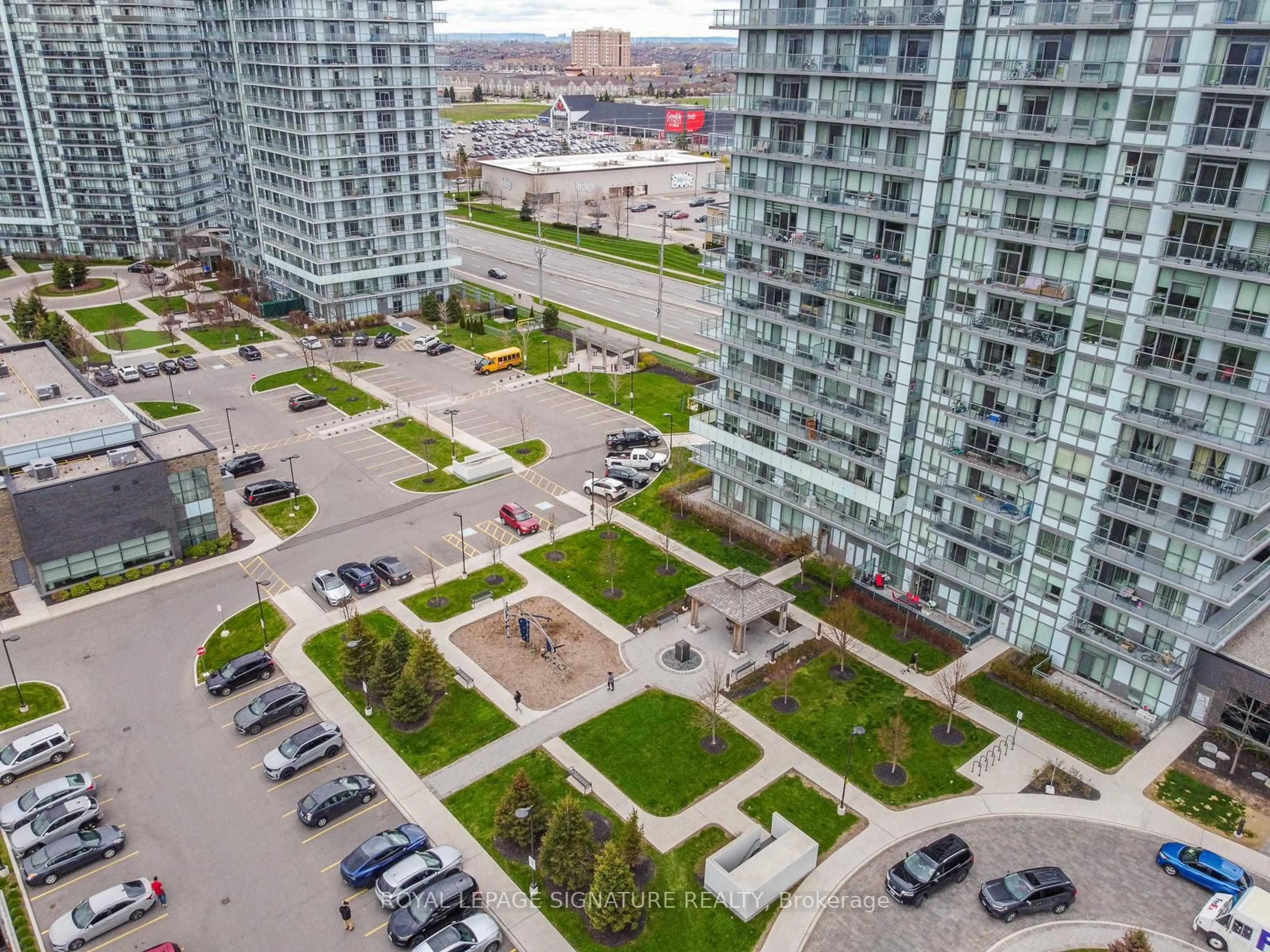 A pic from outside/outdoor area/front of a property/back of a property/a pic from drone, city buildings view from balcony for 4699 Glen Erin Dr #1505, Mississauga Ontario L5M 2E5