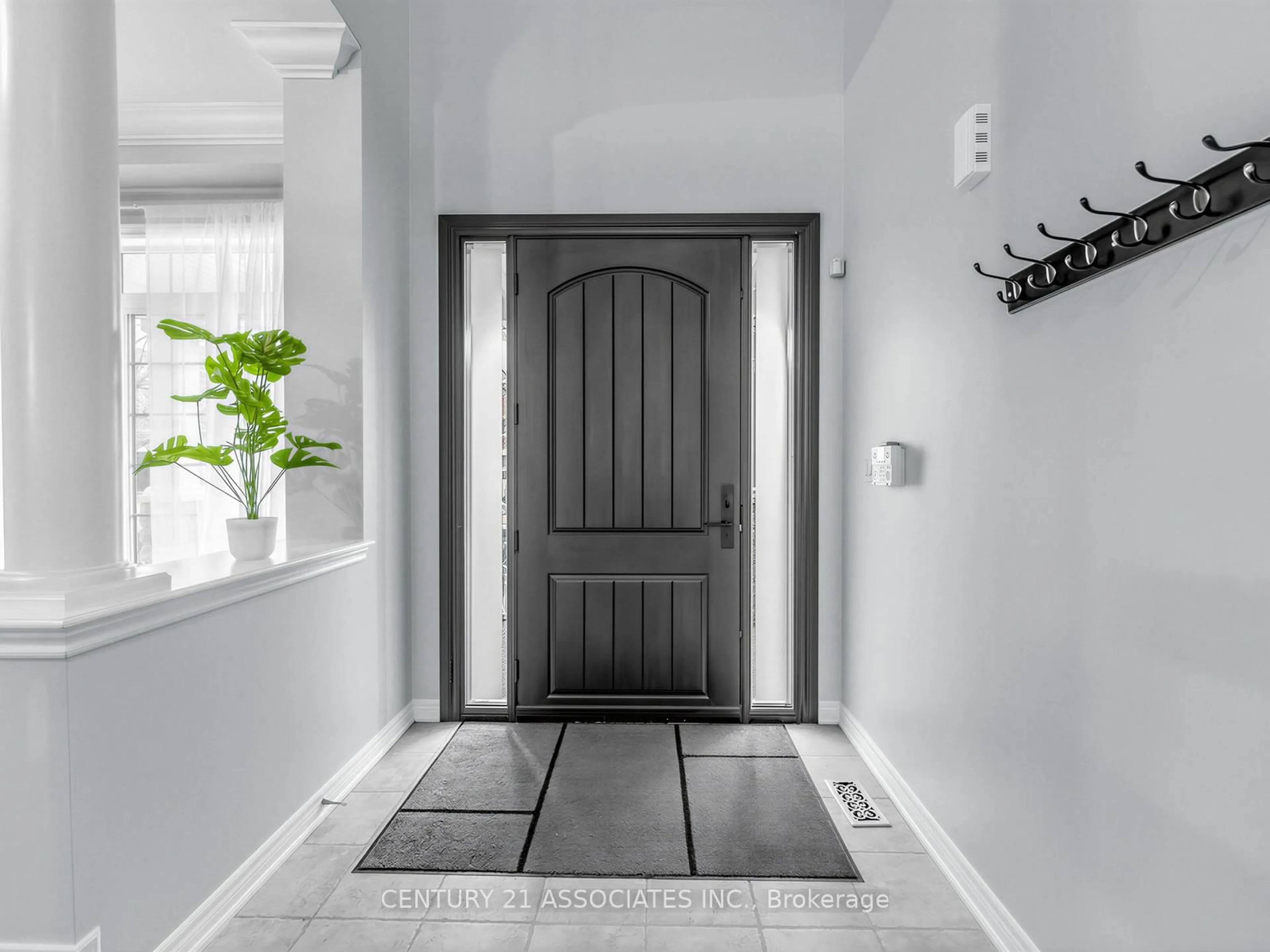 Indoor entryway for 4632 Drever Rd, Burlington Ontario L7M 0E8