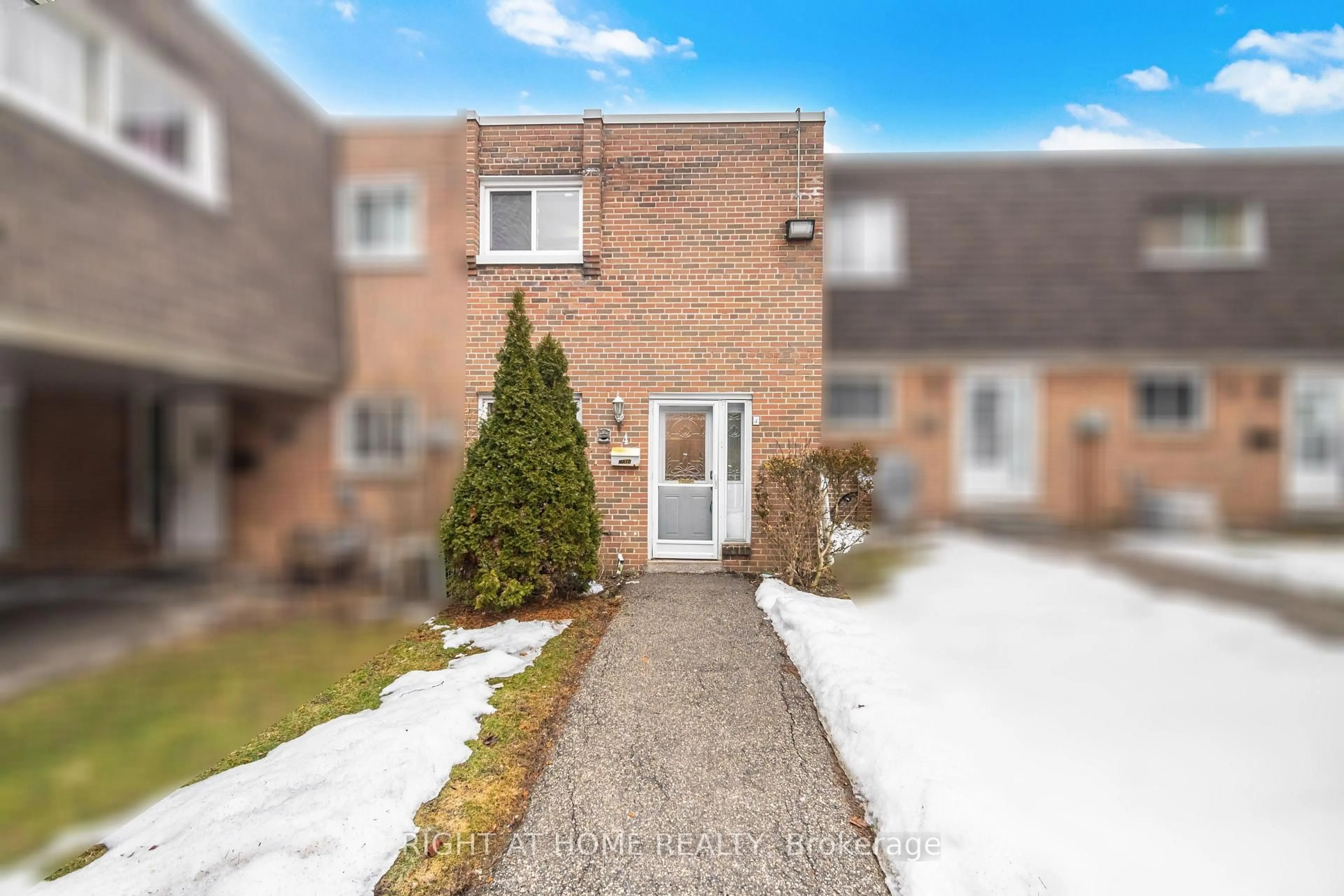 Unknown for 415 Silverstone Dr #4, Toronto Ontario M9V 3K6
