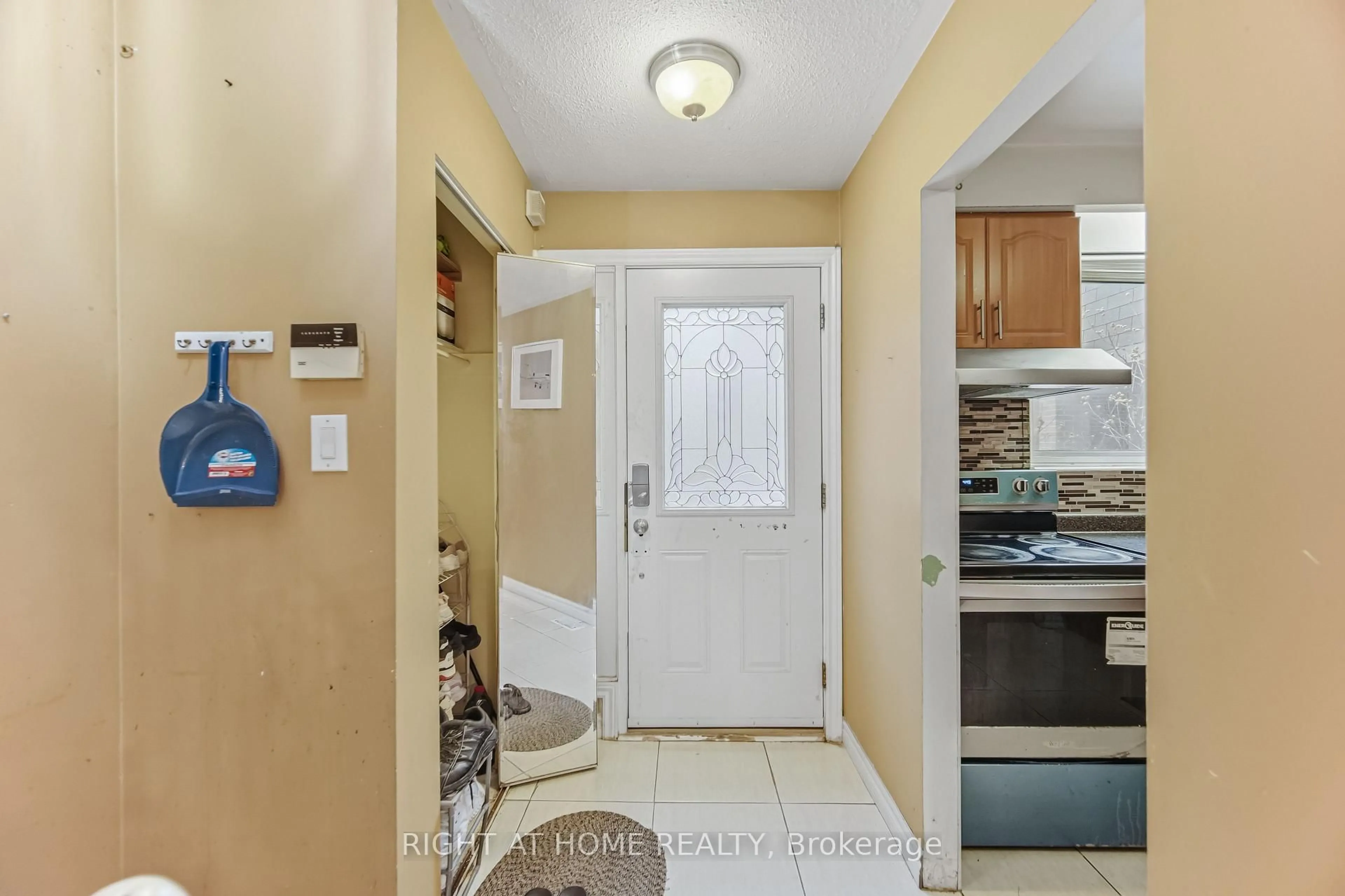 Unknown for 415 Silverstone Dr #4, Toronto Ontario M9V 3K6