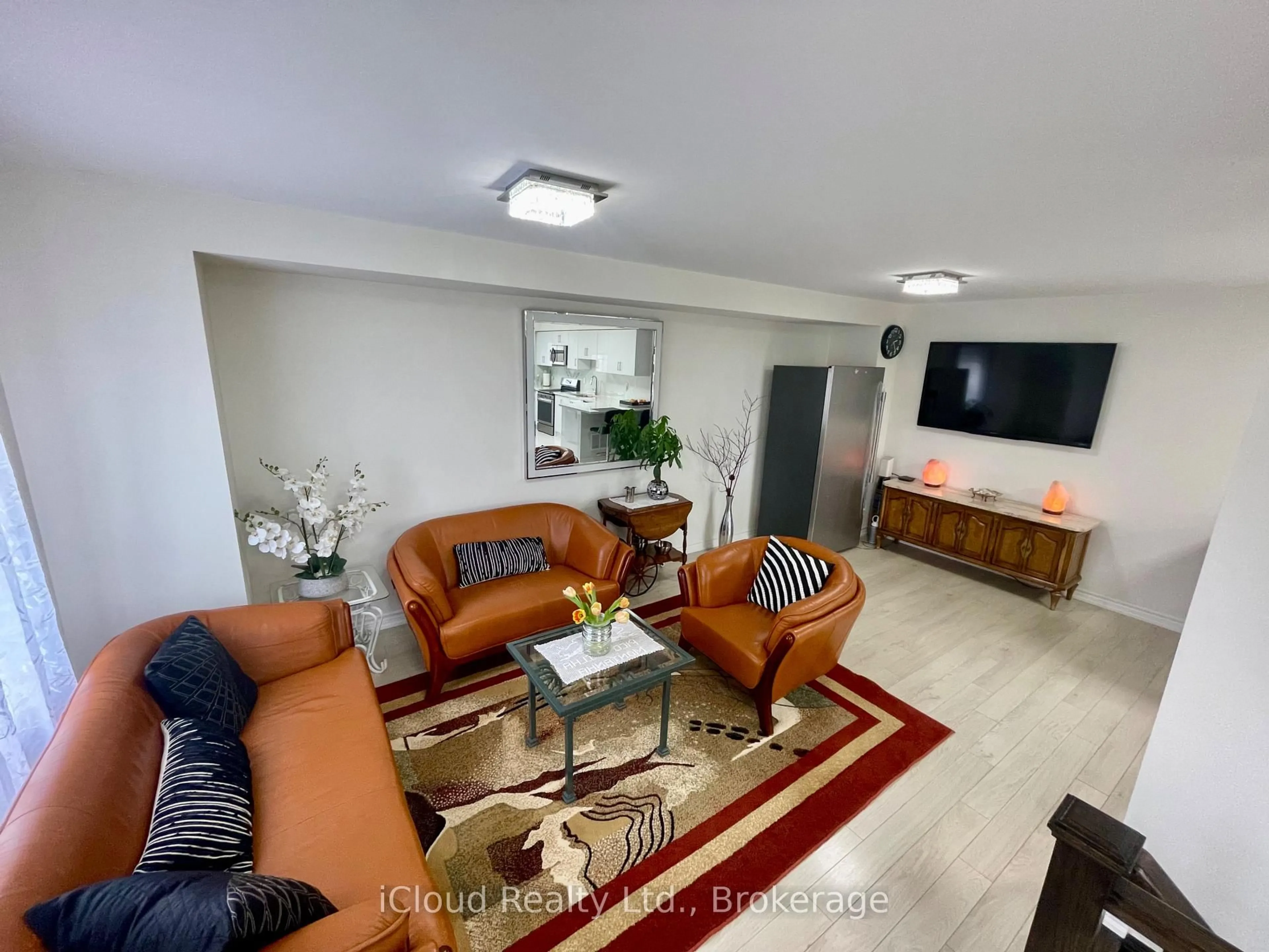 Living room with furniture, unknown for 1222 Rose Way #73, Milton Ontario L9E 1P1