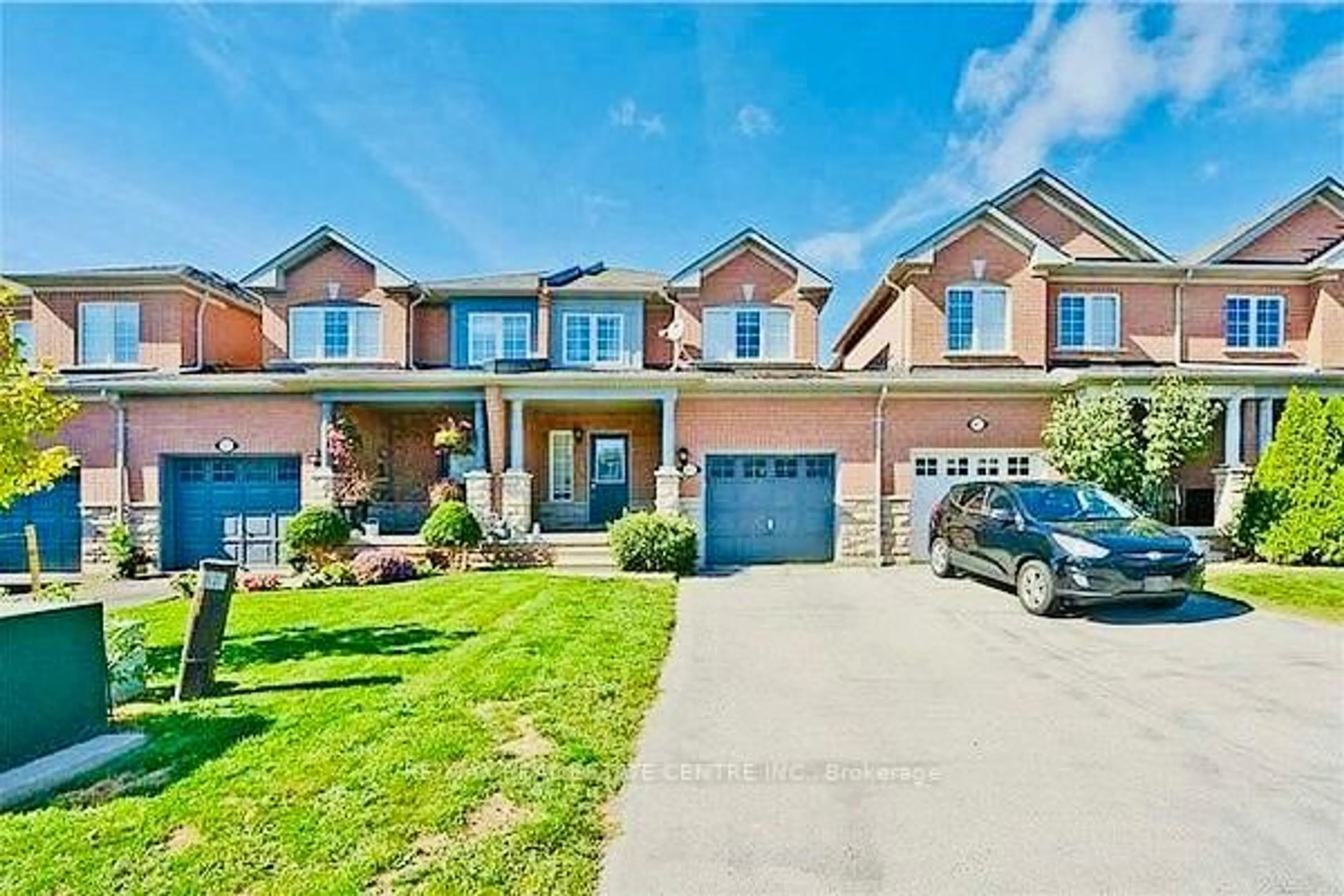 Home with brick exterior material, street for 5673 Flora Dr, Burlington Ontario L7L 6X4