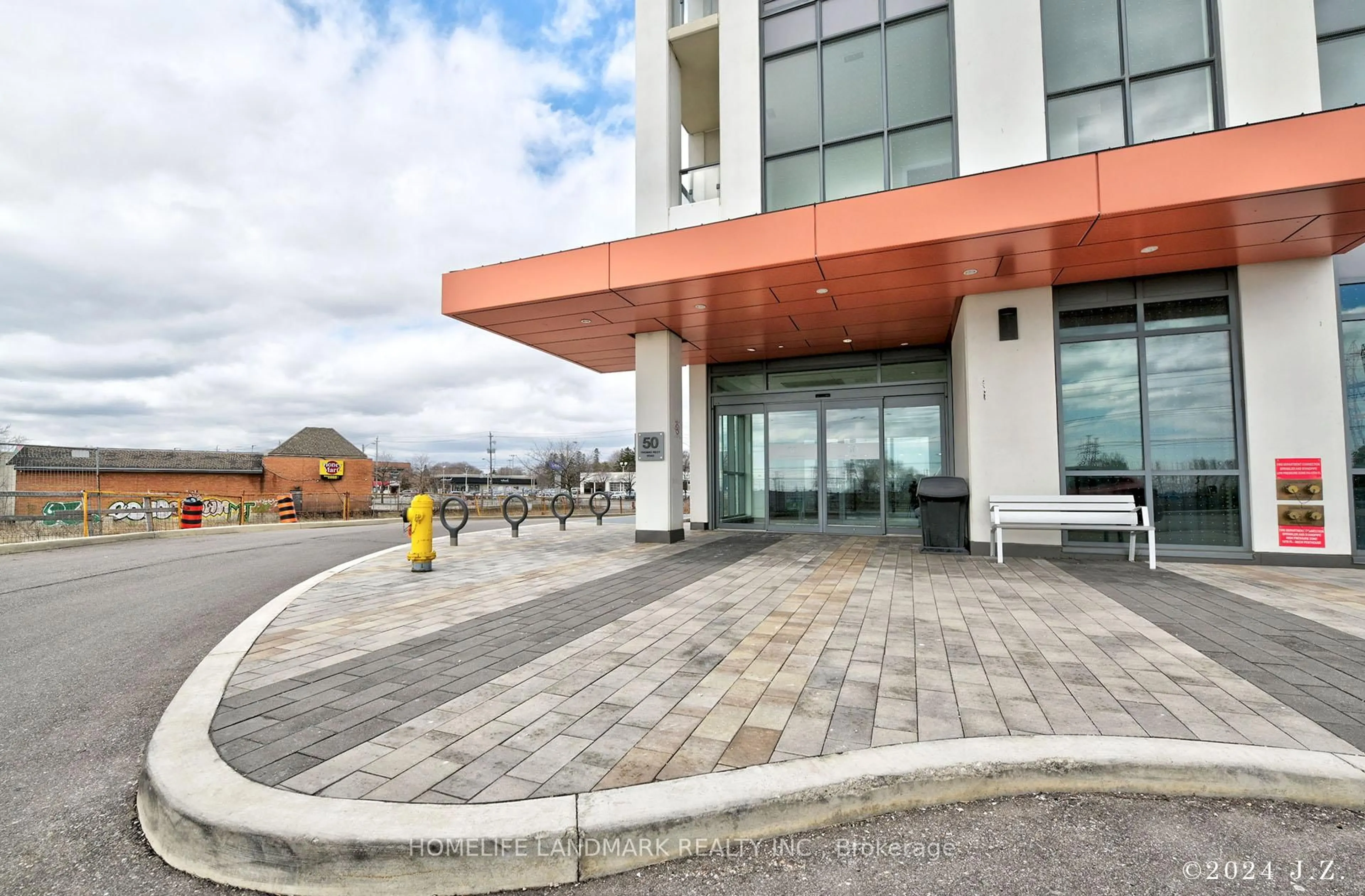 Patio, building for 50 Thomas Riley Rd #503, Toronto Ontario M9B 0C5