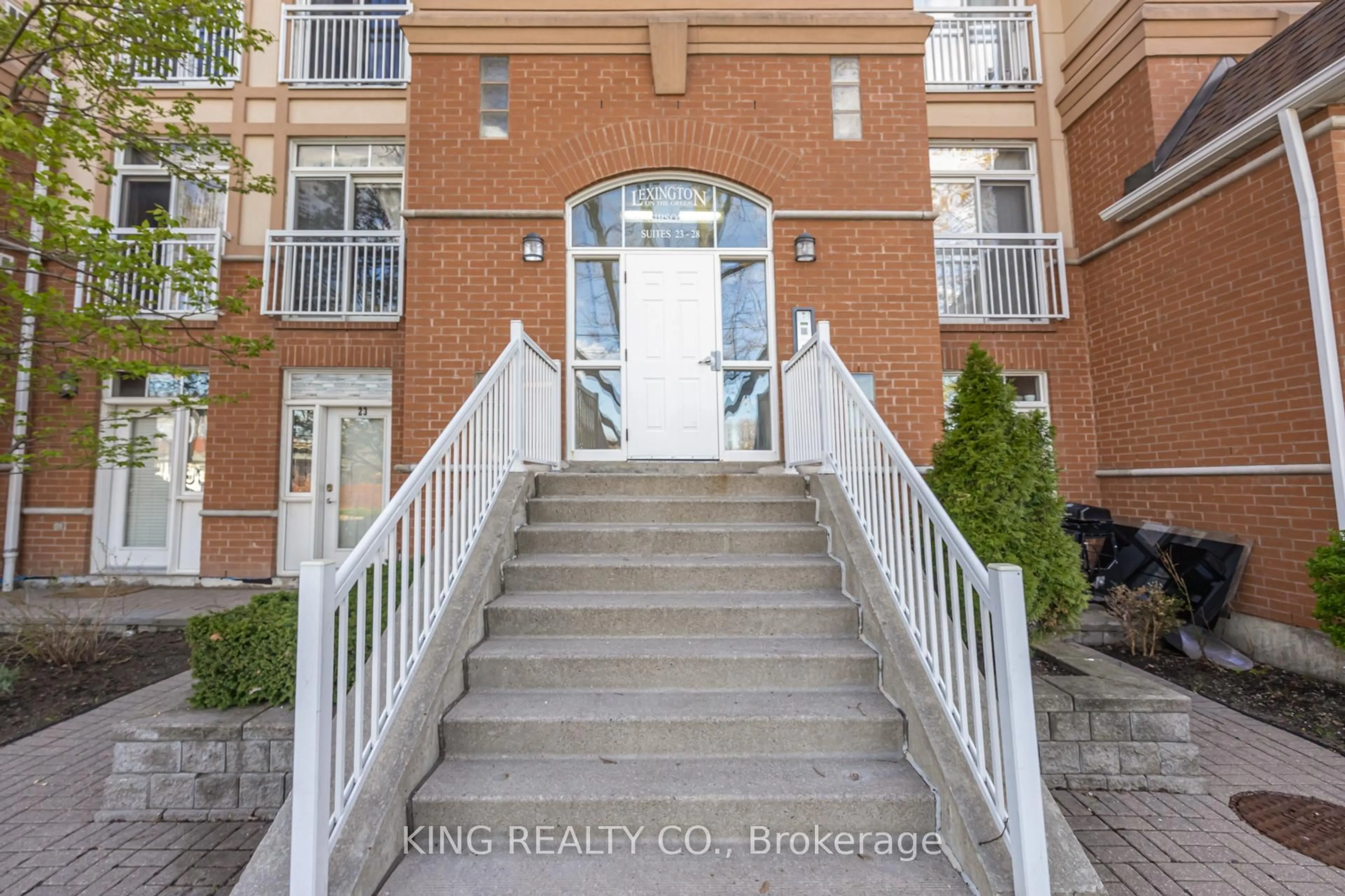 Indoor entryway for 36 Gibson Ave #27, Toronto Ontario M9N 0A5
